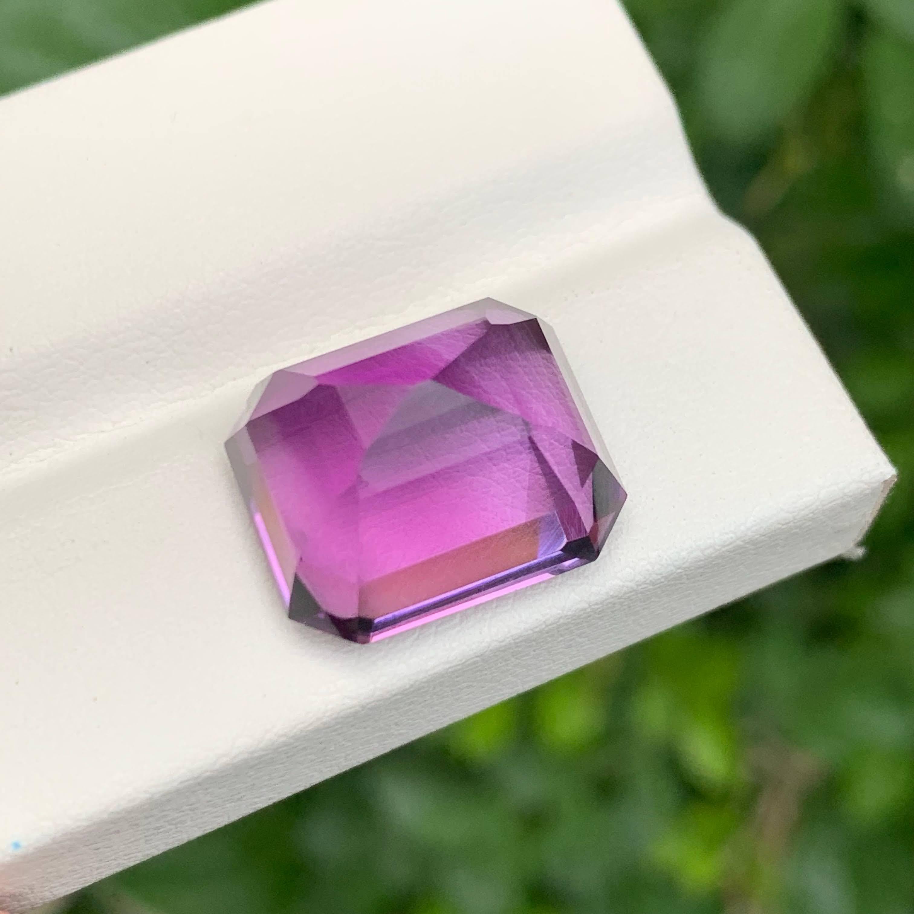 Modern 14.25 Carat Natural Loose Majestic Purple Amethyst Emerald Cut Brazilian Gem For Sale