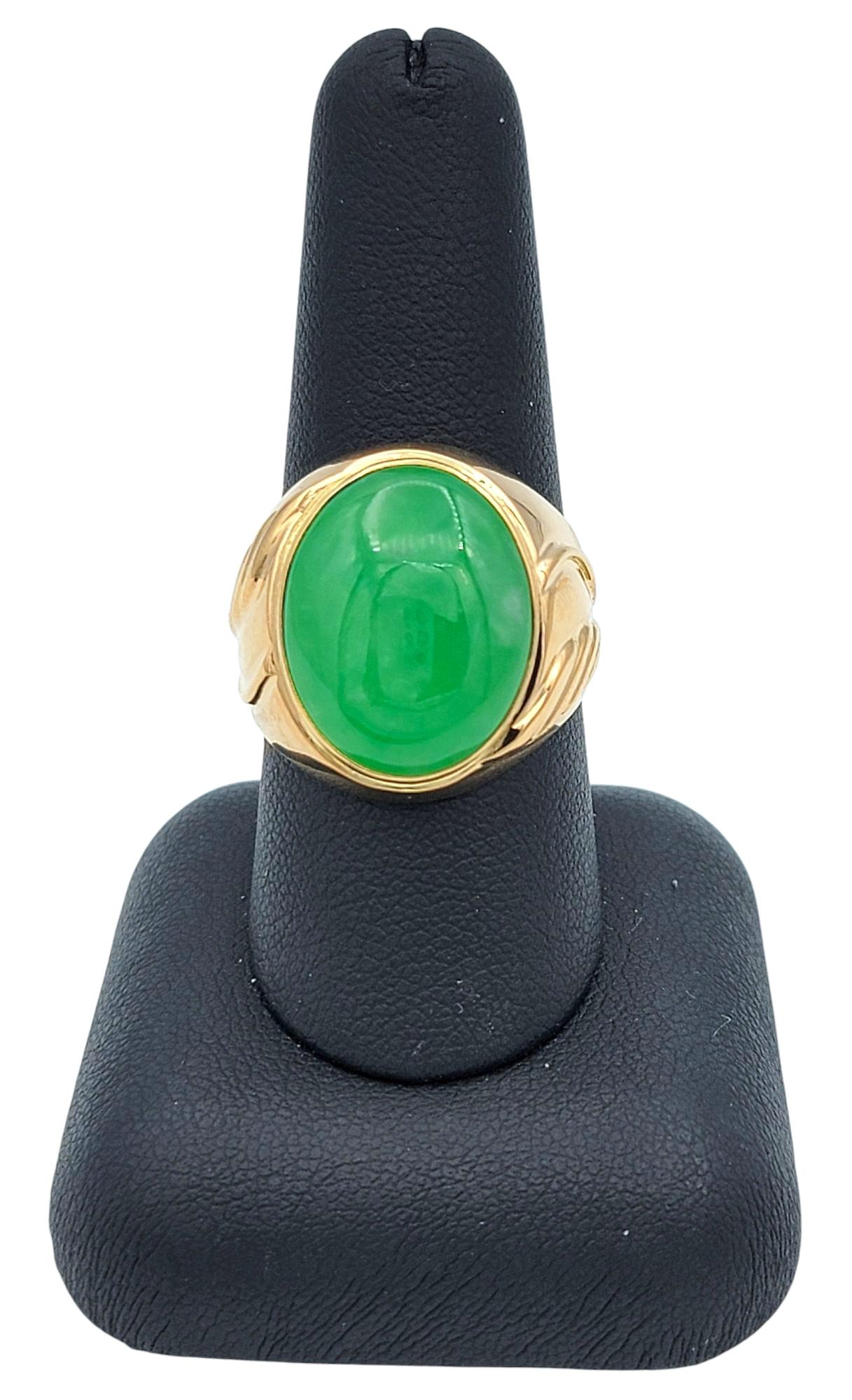 14.25 Carat Oval Cabochon Green Jade Cocktail Ring in 20 Karat Yellow Gold For Sale 6