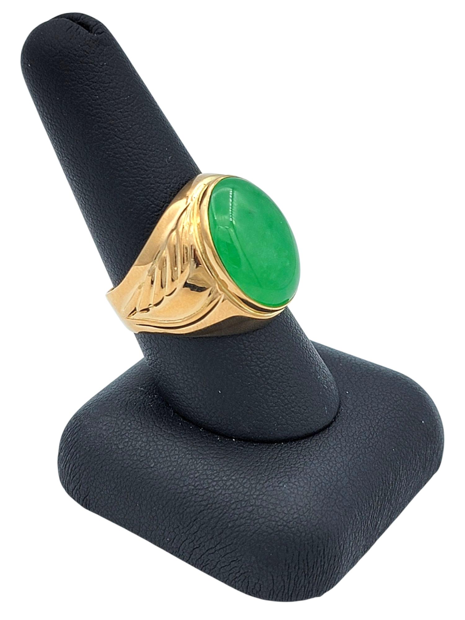 14.25 Carat Oval Cabochon Green Jade Cocktail Ring in 20 Karat Yellow Gold For Sale 7