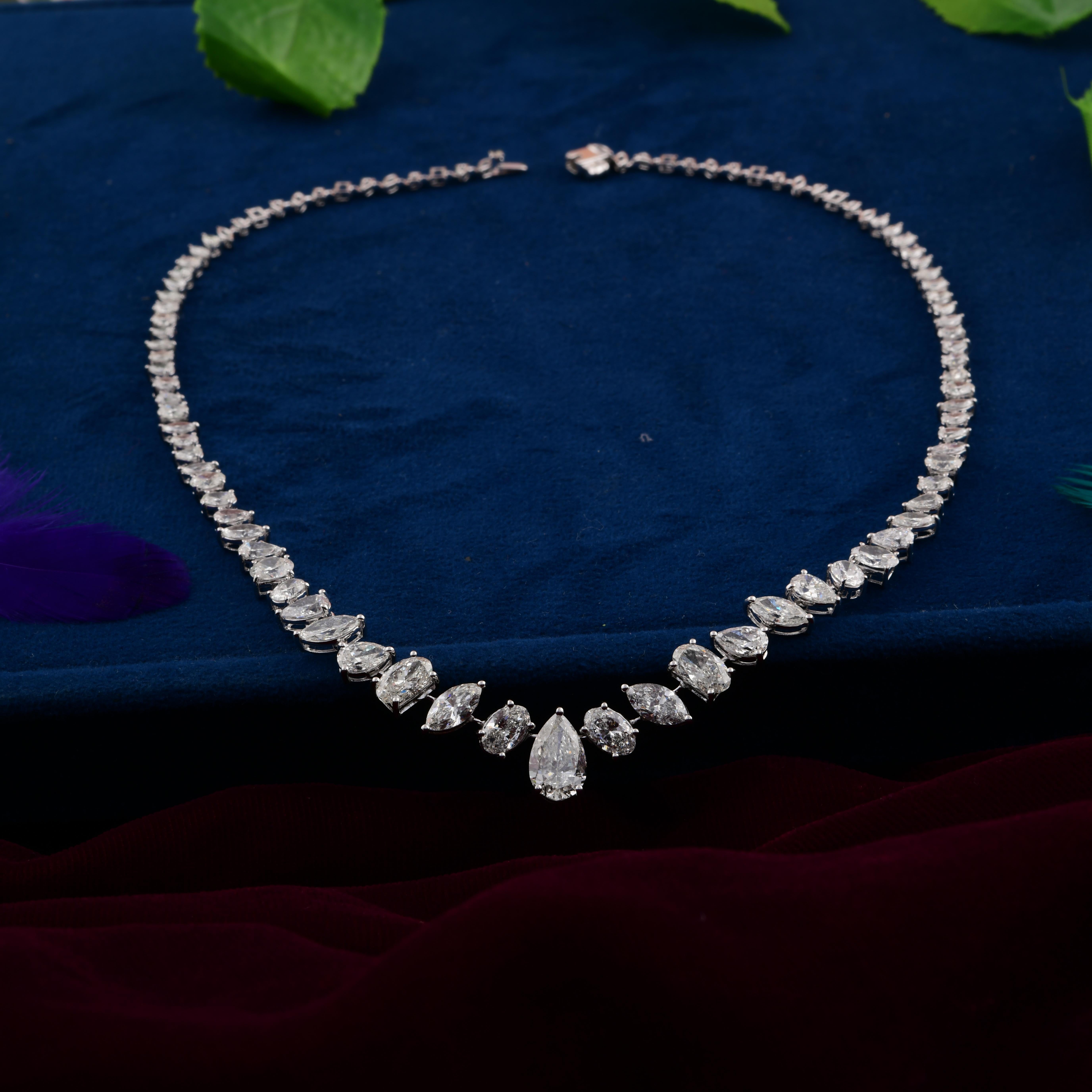Donna 14,26 Carati SI Chiarezza HI Colore Collana di diamanti a forma multipla Oro bianco 18 carati in vendita