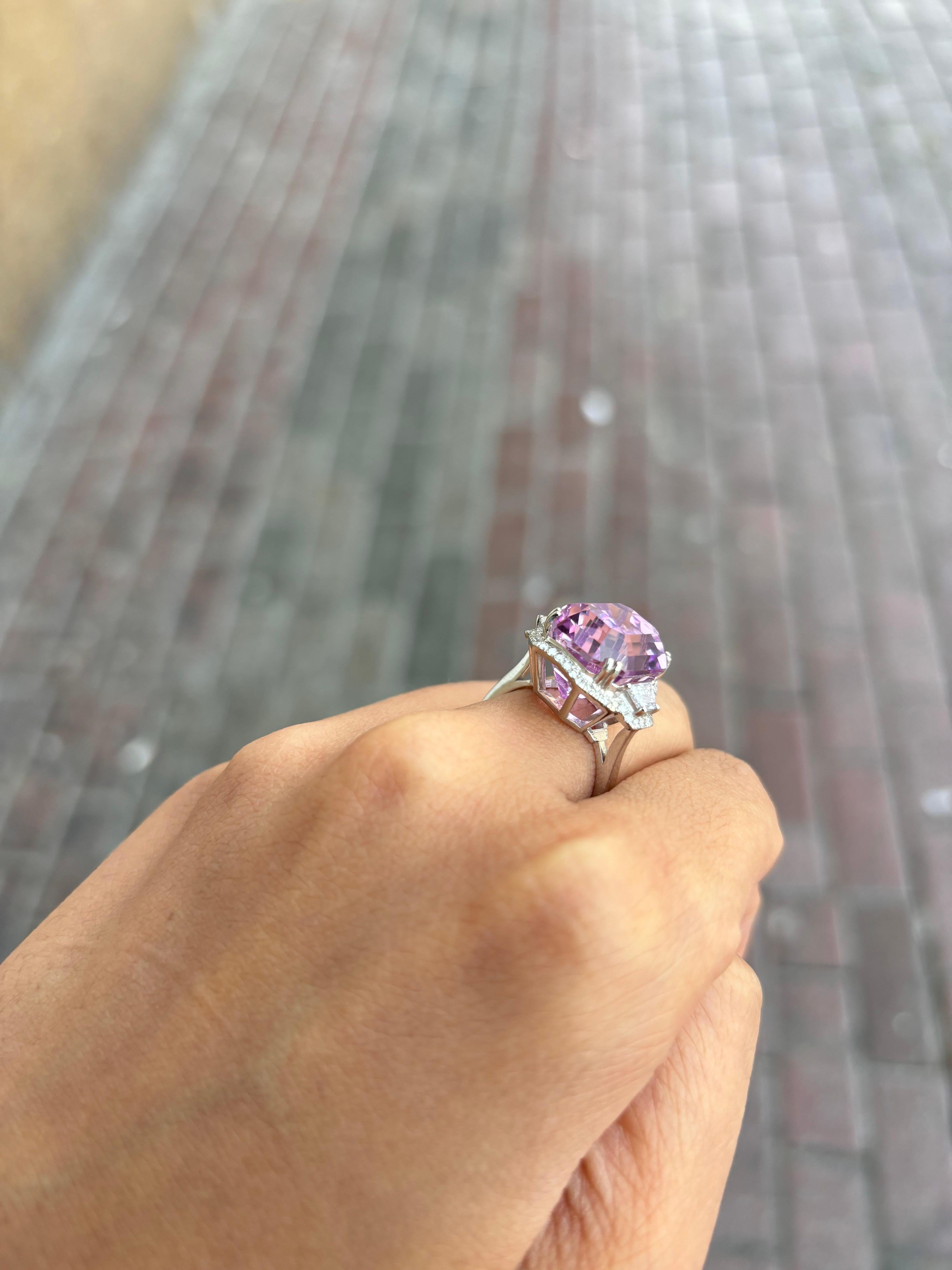 Modern 14.27 Carat Kunzite and Diamond Three Stone Cocktail Ring in 18K Gold For Sale
