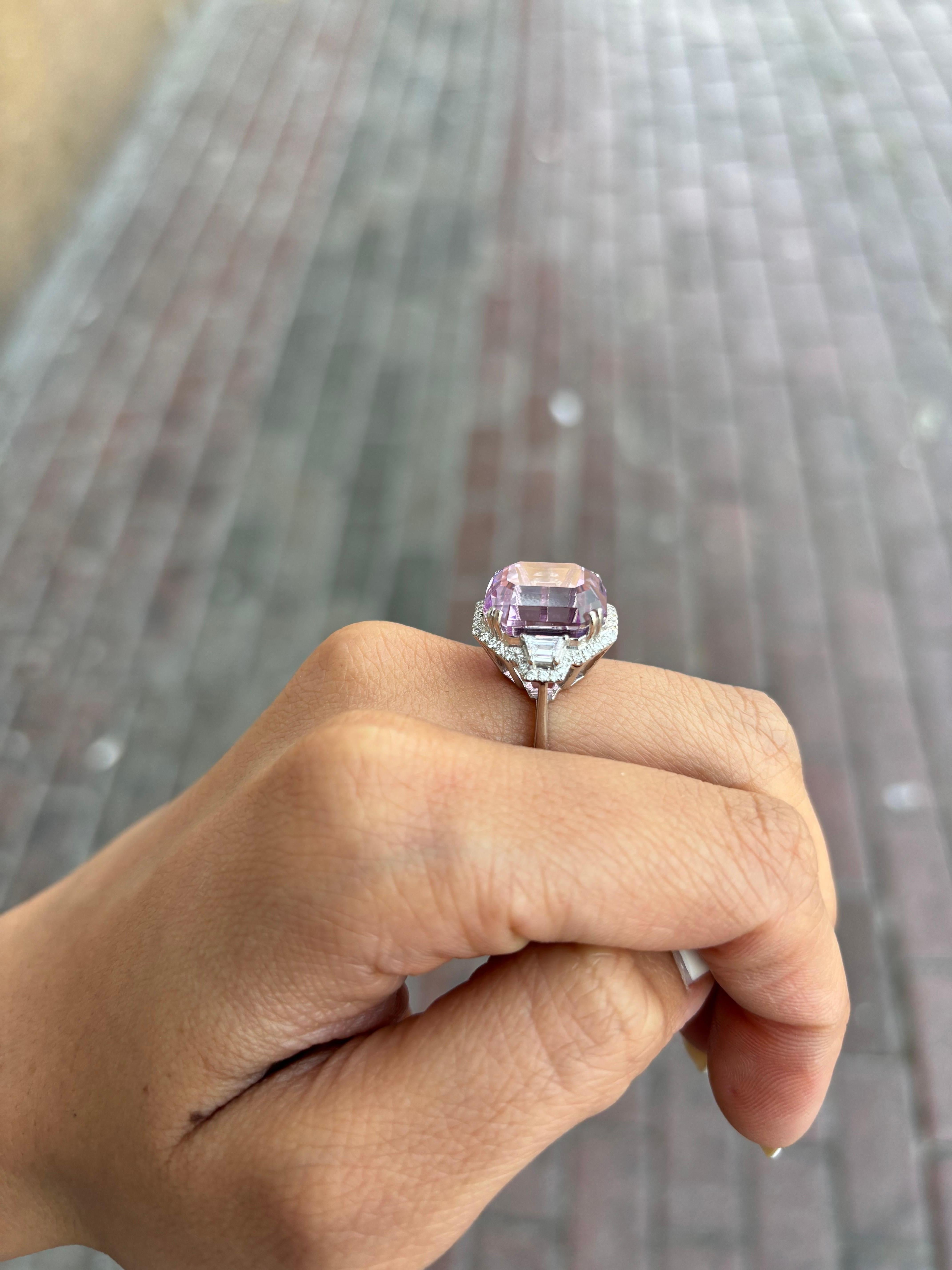 Emerald Cut 14.27 Carat Kunzite and Diamond Three Stone Cocktail Ring in 18K Gold For Sale