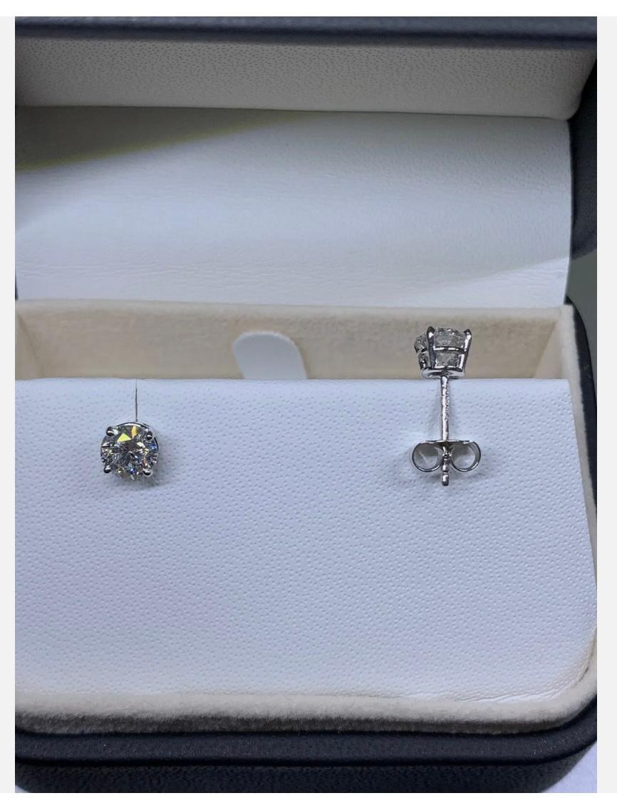 1.42ct Diamond certified solitaire studs earrings 18ct white gold For Sale 1