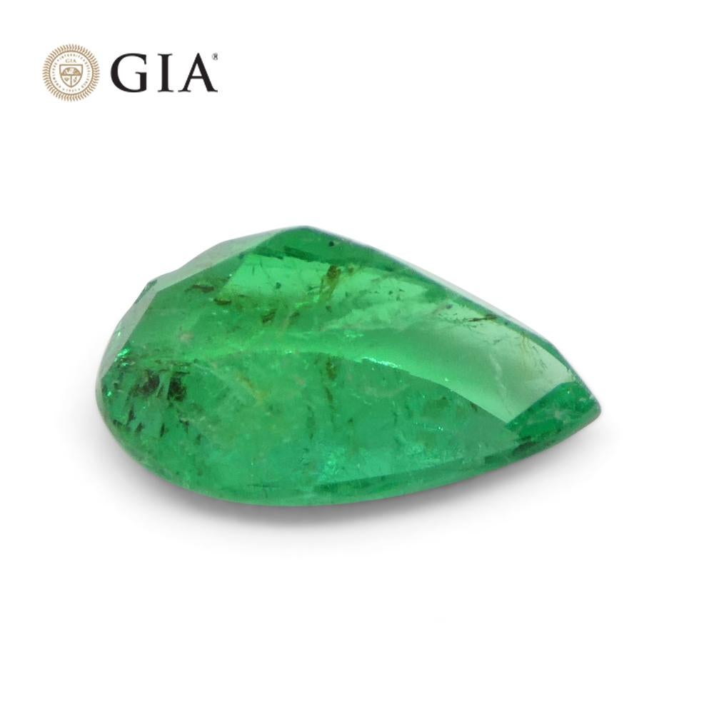Women's or Men's 1.42ct Pear Green Emerald GIA Certified Colombia   For Sale