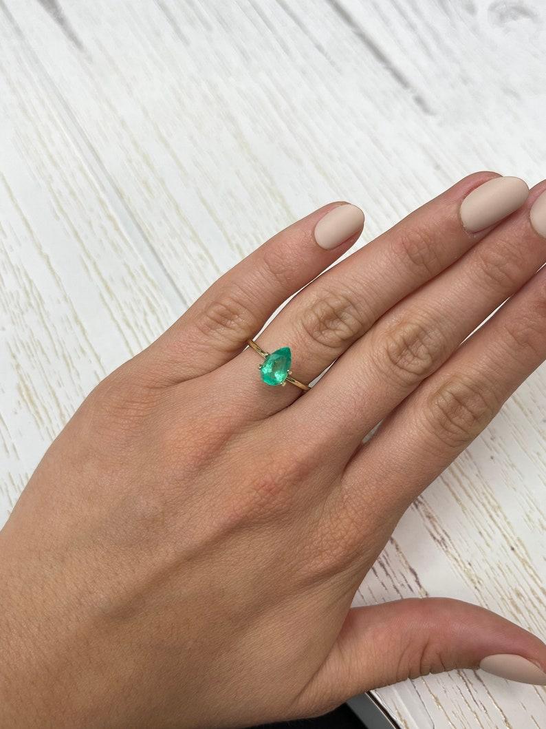 1.42ct Yellowish Green Colombian Emerald - Pear Cut May Birthstone Gemstone For Sale 1