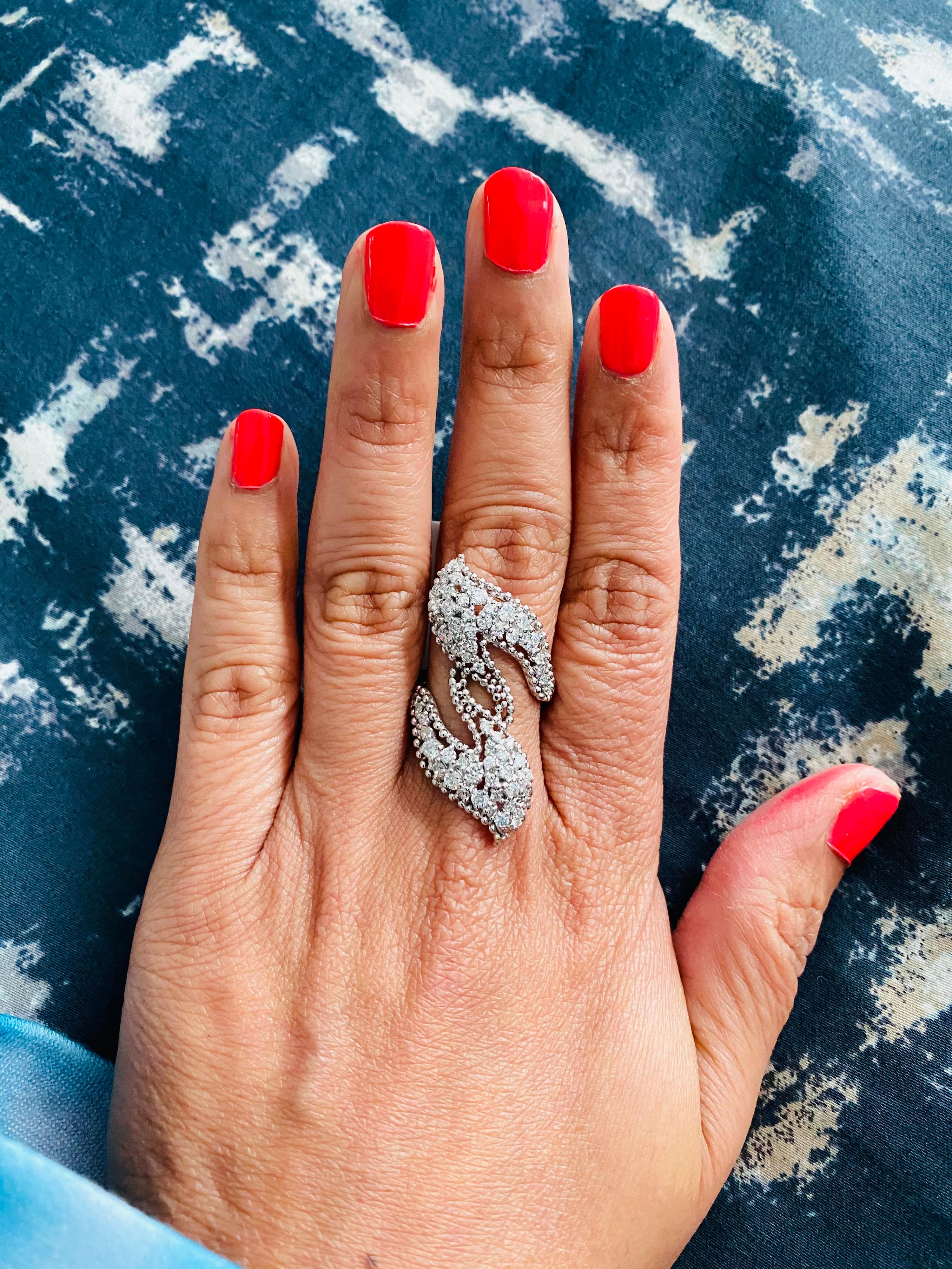 Contemporary 1.43 Carat Diamond 14 Karat White Gold Cocktail Ring For Sale