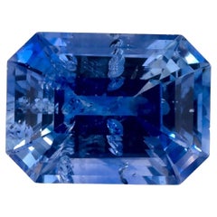 Pierre précieuse taille octogonale saphir bleu 1.43 carat