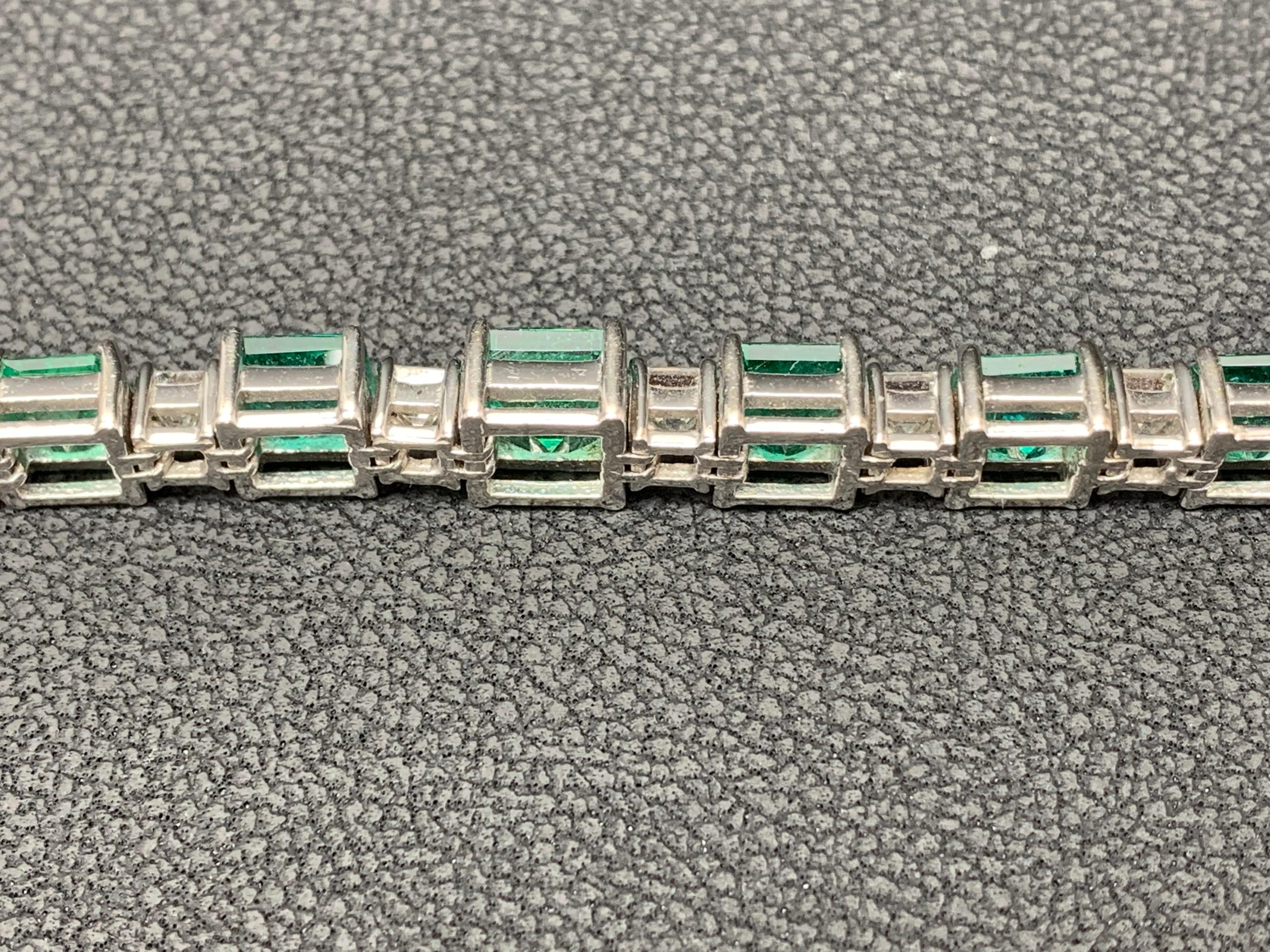 14.30 Carat Emerald Cut Emerald and Diamond Bracelet in 18K White Gold In New Condition For Sale In NEW YORK, NY