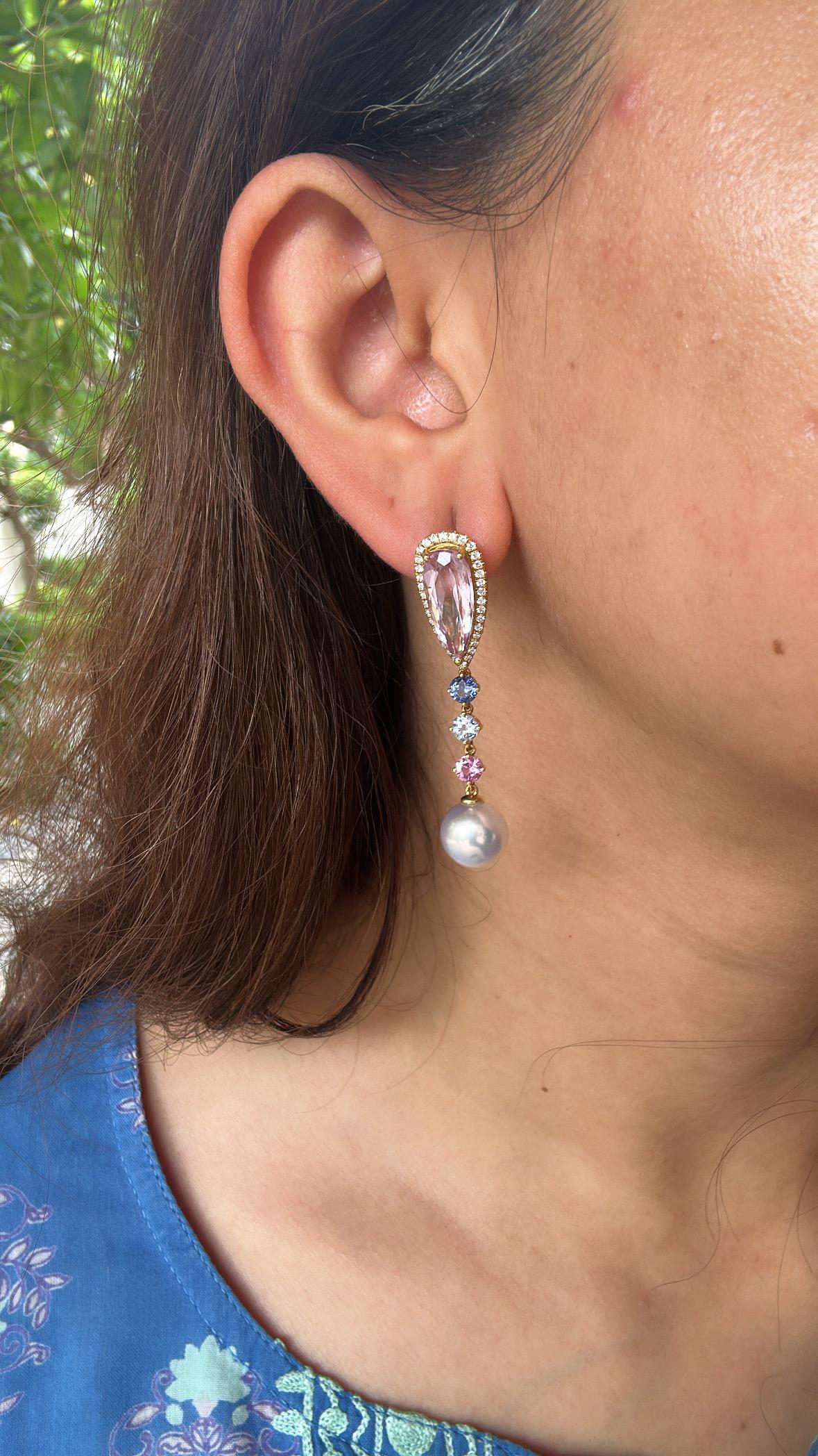 Taglio a goccia Orecchini pendenti con Kunzite, Zaffiro Multi, Perle dei Mari del Sud e Diamanti, 14,32 carati in vendita