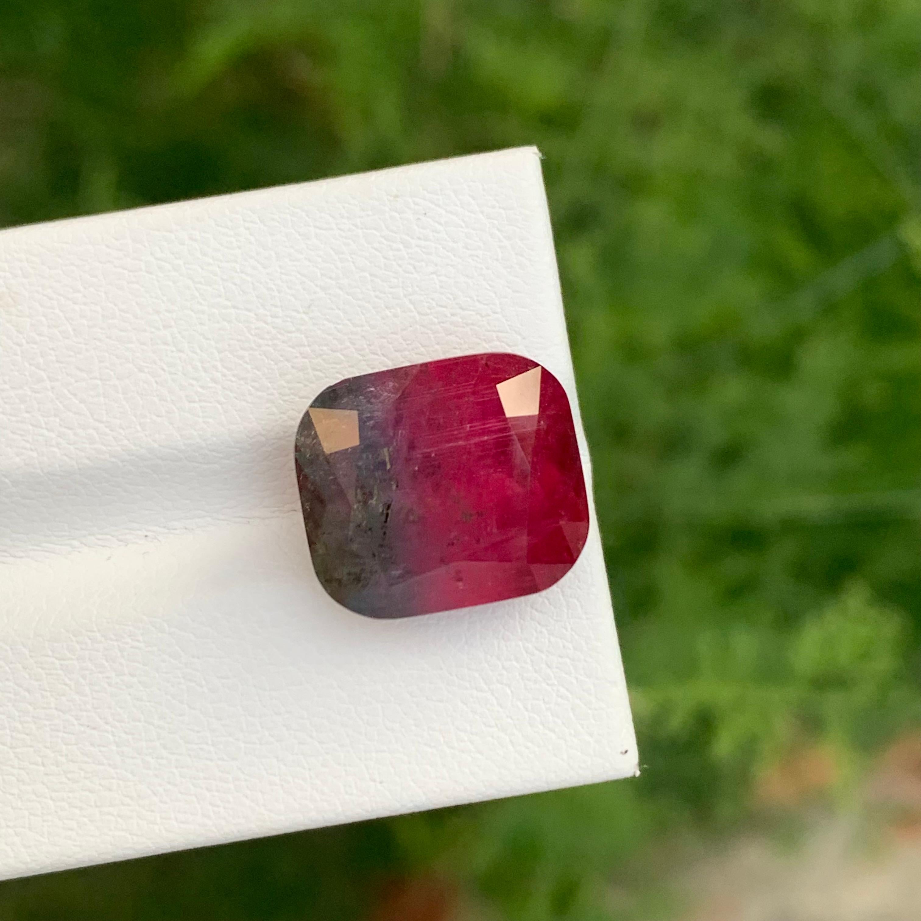 14,35 quilates Gema Natural Maravillosa Turmalina Bicolor Suelta en Forma de Cojín en Nuevo estado para la venta en Peshawar, PK