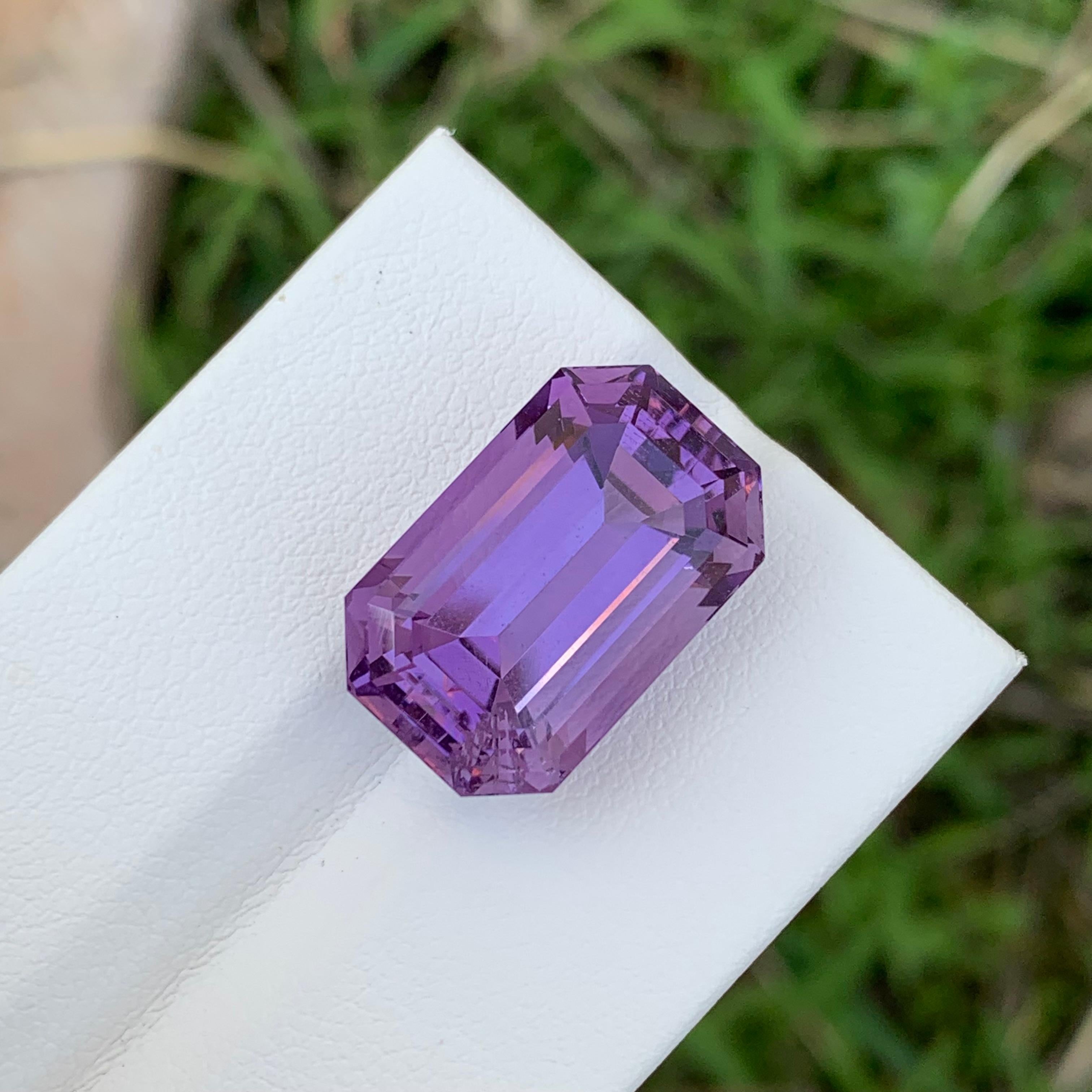 Stunning 14.35 Carat Natural Loose Amethyst Gemstone For Pendant Jewellery  For Sale 5
