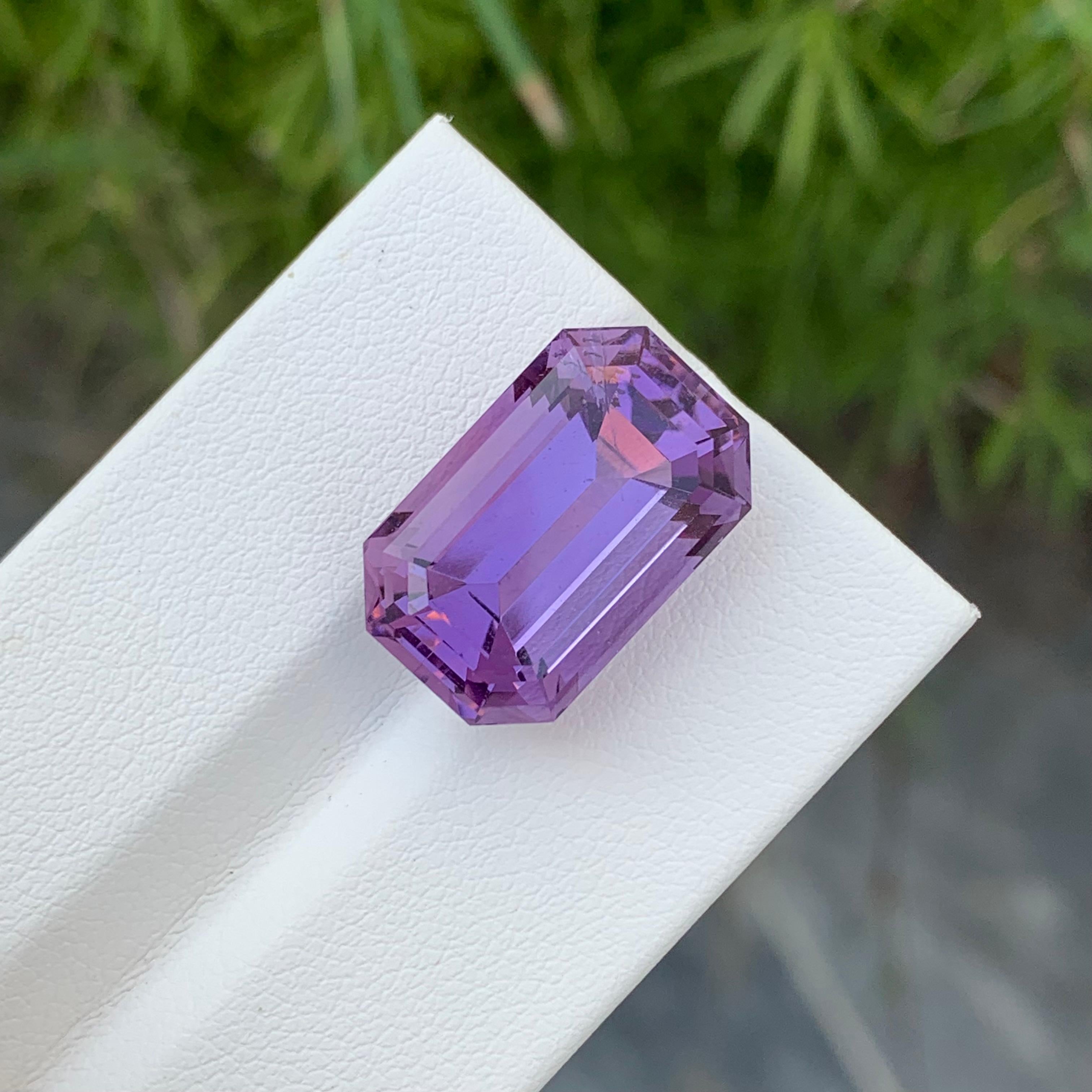Arts and Crafts Stunning 14.35 Carat Natural Loose Amethyst Gemstone For Pendant Jewellery  For Sale