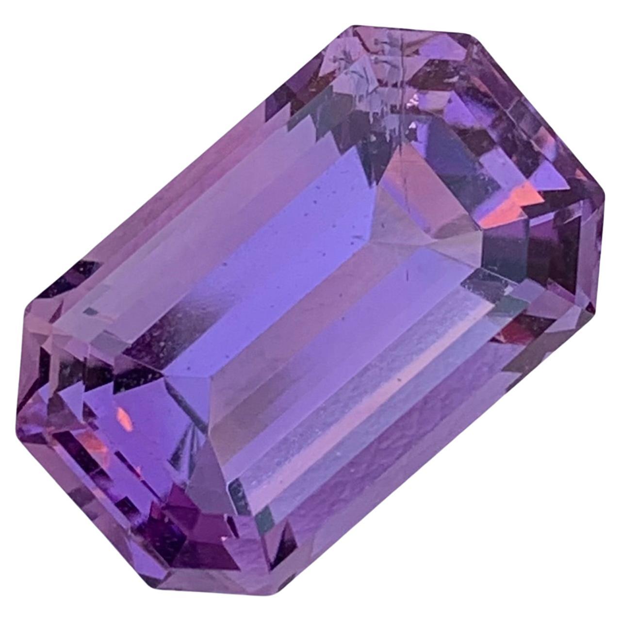 Stunning 14.35 Carat Natural Loose Amethyst Gemstone For Pendant Jewellery  For Sale