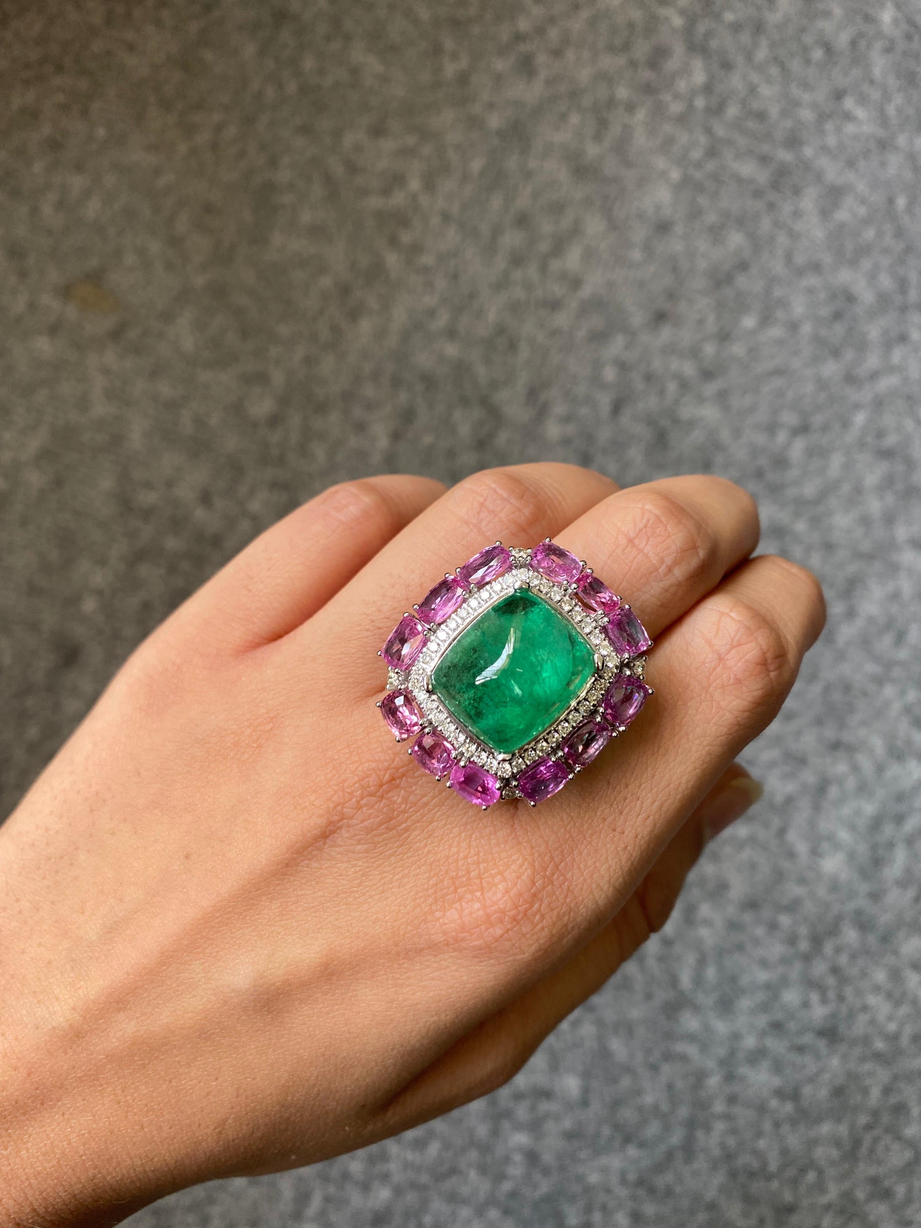 Art Deco 14.35 Carat Sugarloaf Emerald and Pink Sapphire and Diamond Cocktail Ring