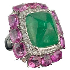 14.35 Karat Sugarloaf Smaragd und rosa Saphir und Diamant Cocktail Ring