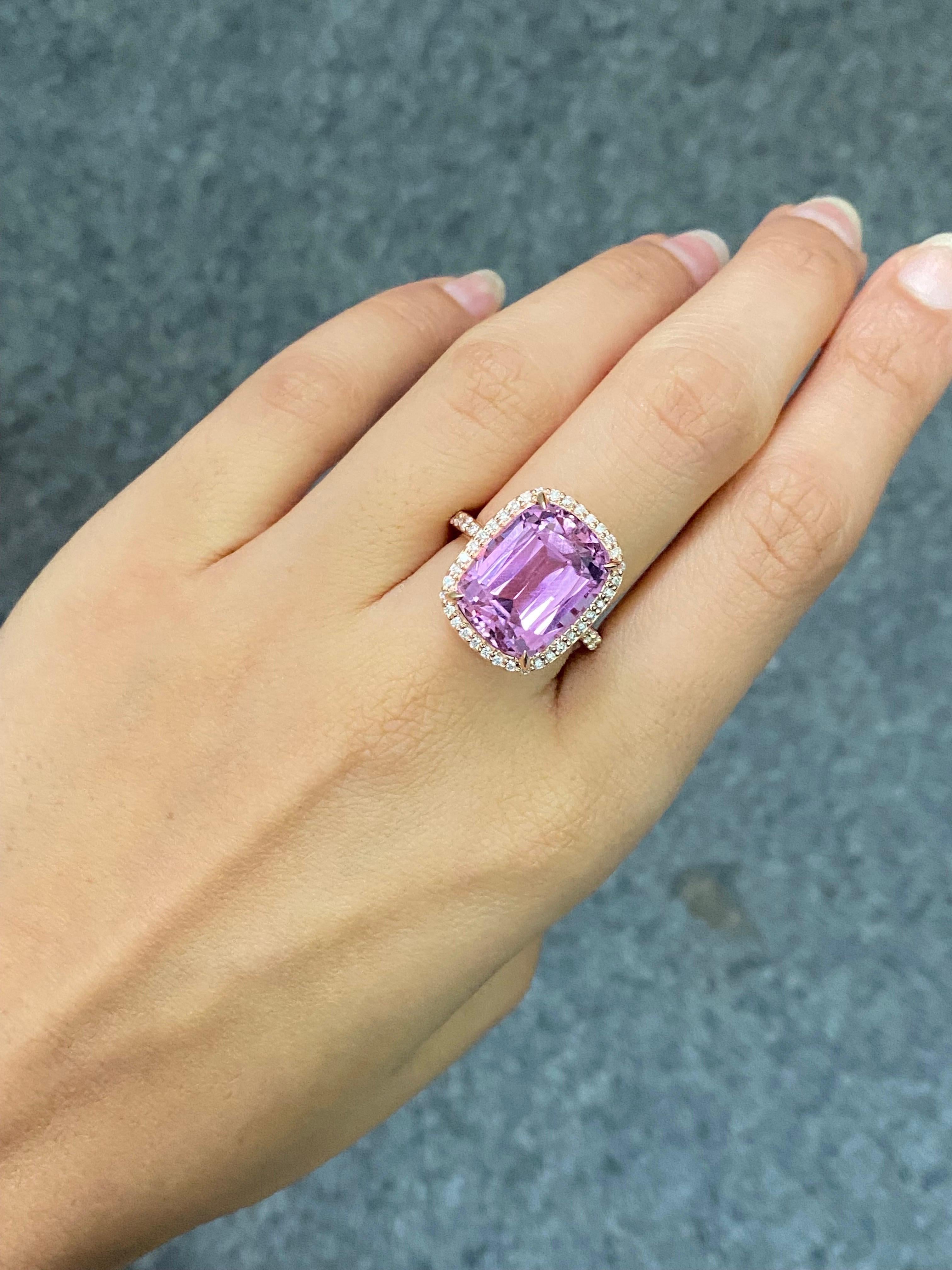 Cushion Cut 14.38 Carat Kunzite and Diamond Cocktail Engagement Ring For Sale