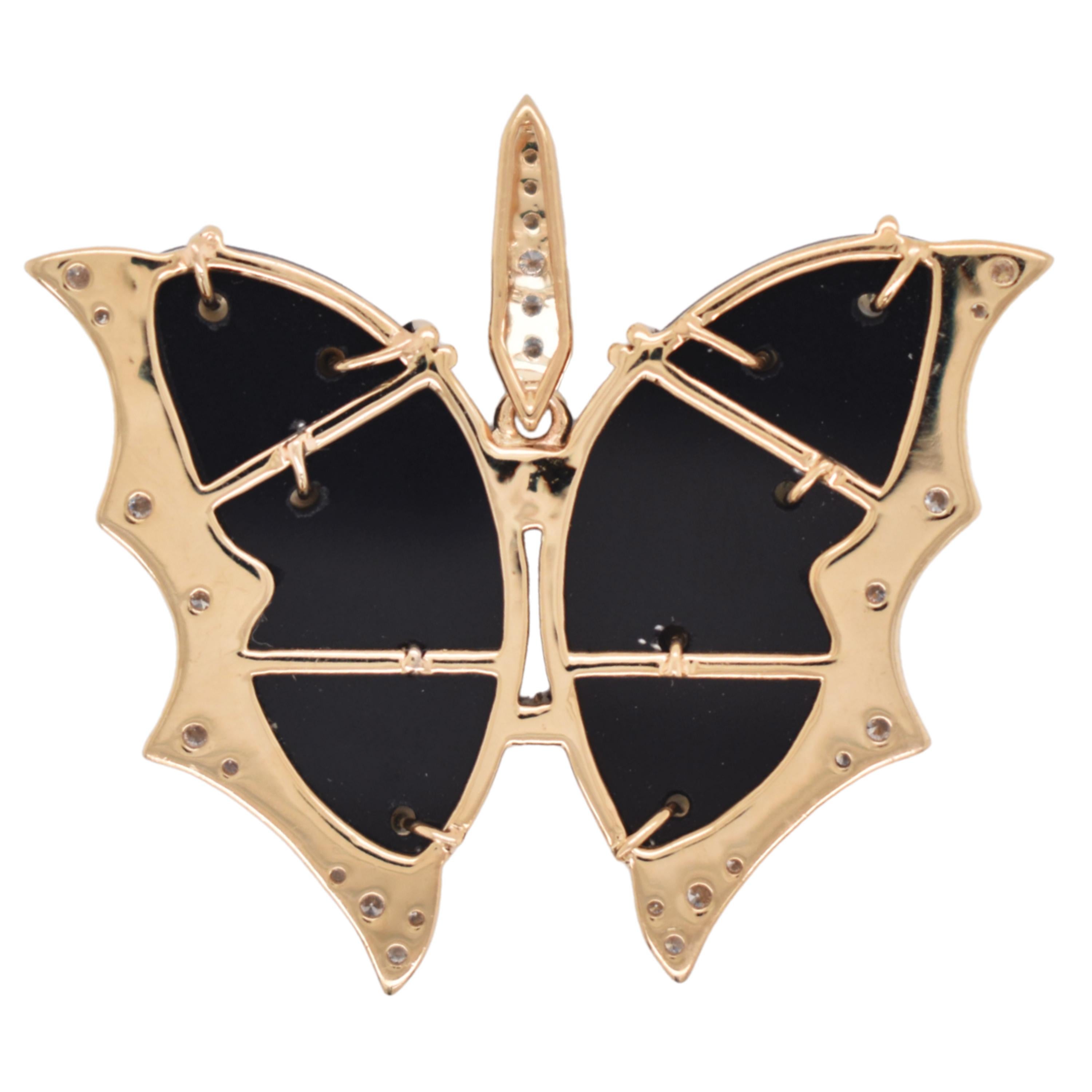 14.39 Carat Agate Naturelle Papillon Diamant pendentif en or sculpté à la main Neuf - En vente à Jaipur, Rajasthan