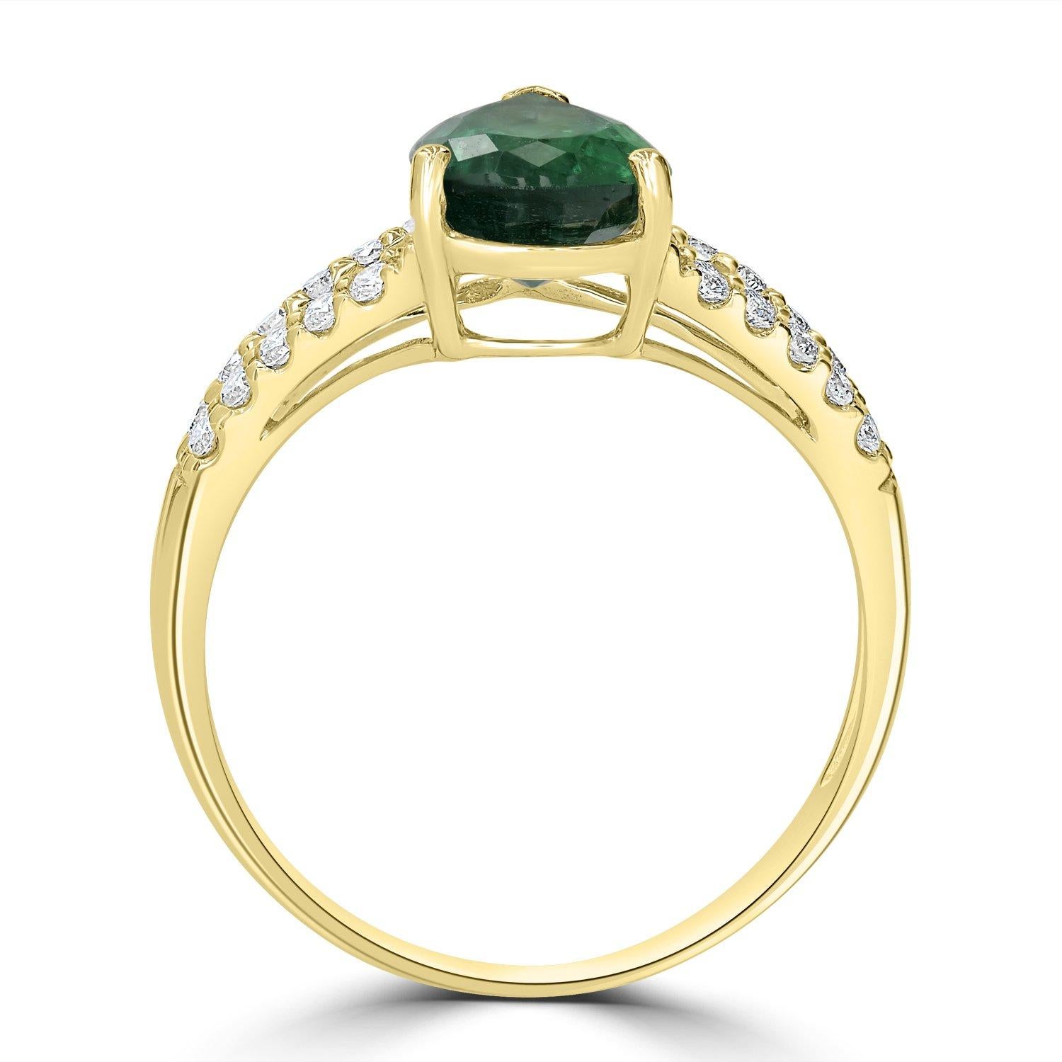 1.43ct Emerald Ring with 0.22Tct Diamonds Set in 18K Yellow Gold For Sale 1