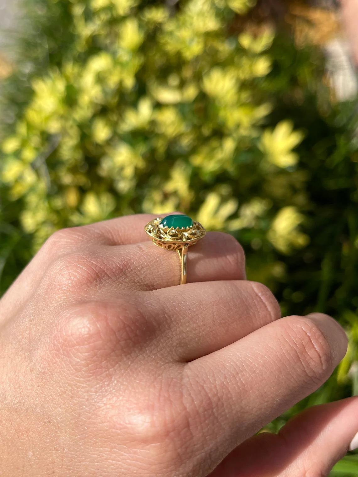 Women's Handmade 2.03cts 18K Natural Green Cabochon Elongated Oval Floral Antique Ring For Sale