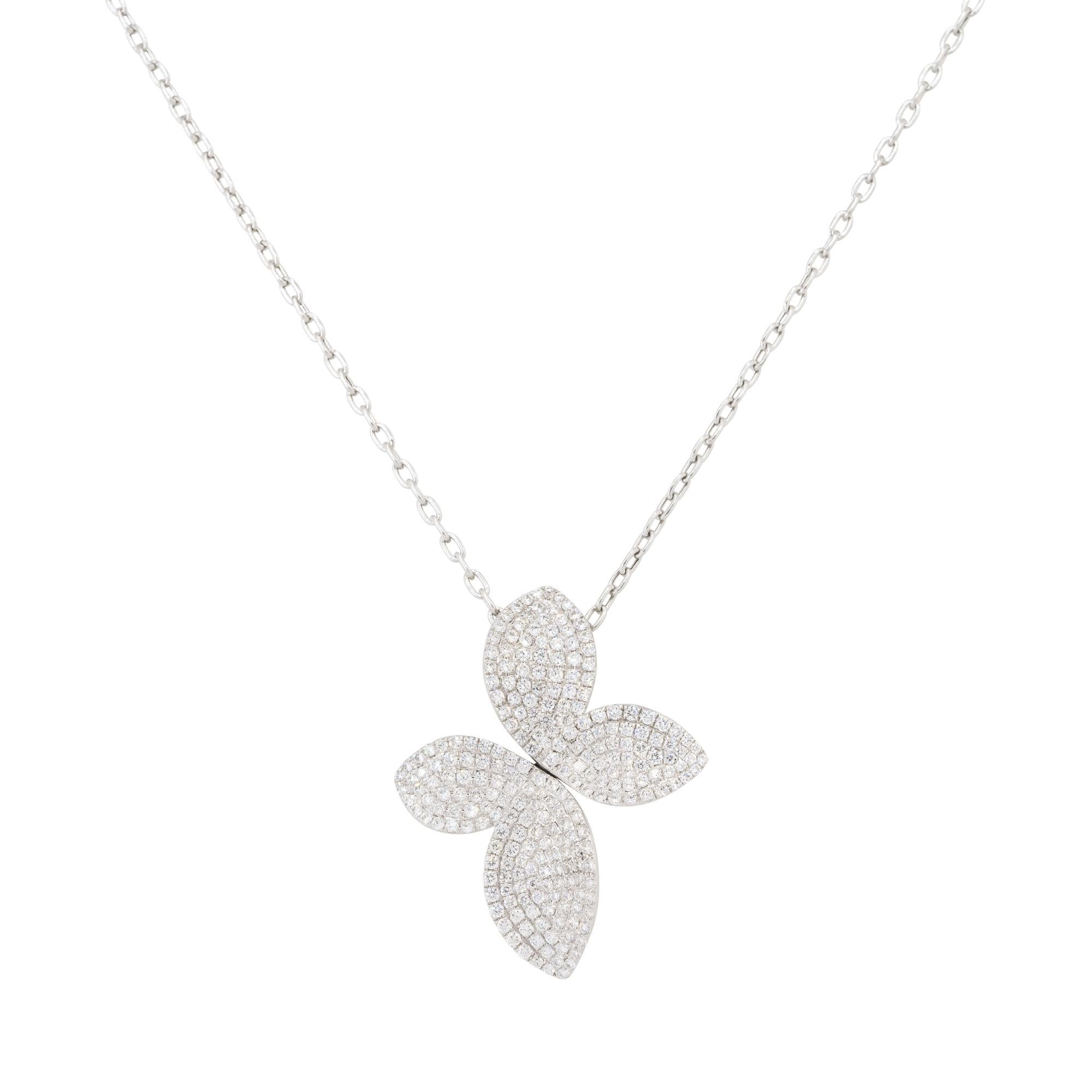 Round Cut 1.44 Carat Diamond Pave Flower Pendant Necklace 18 Karat in Stock For Sale