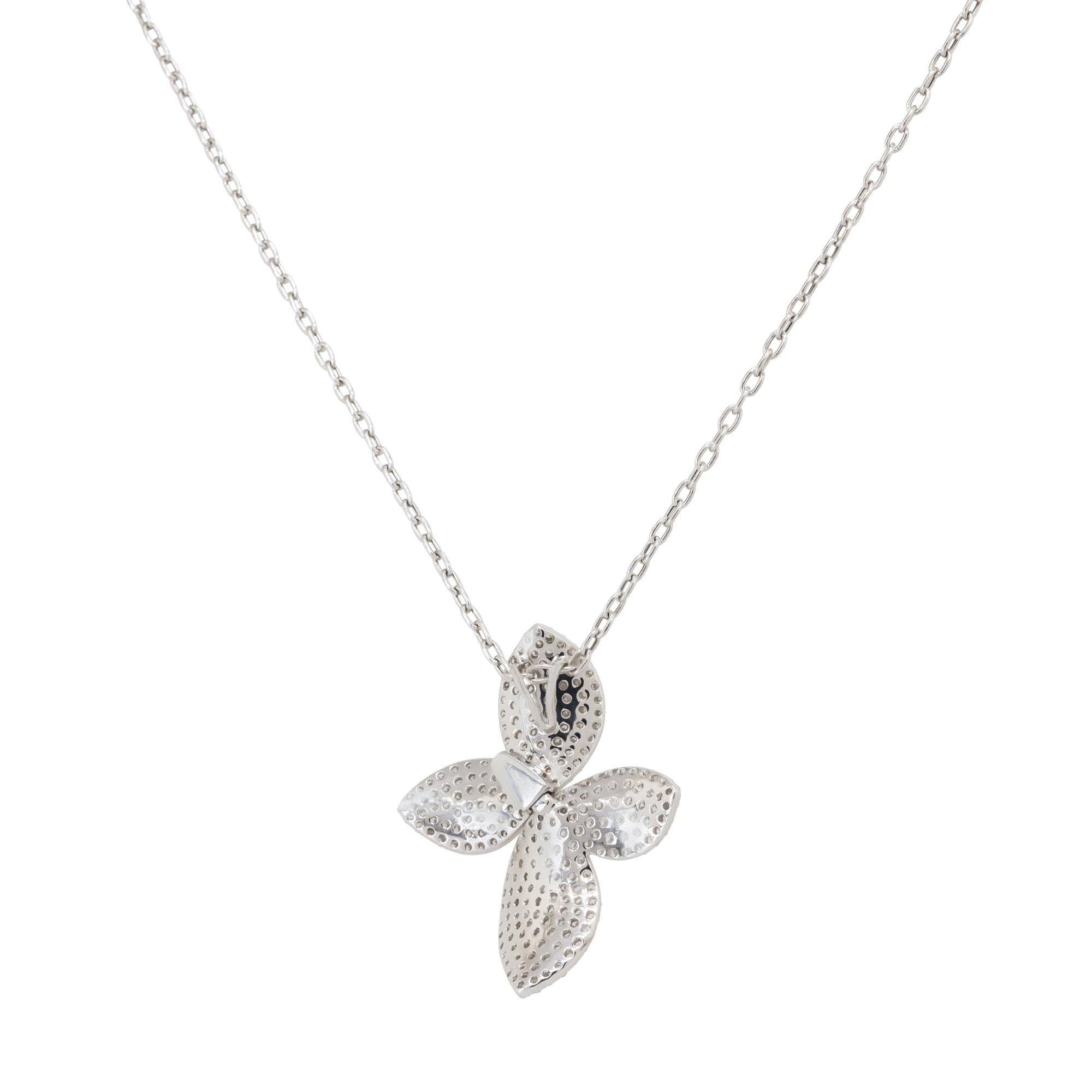 Women's 1.44 Carat Diamond Pave Flower Pendant Necklace 18 Karat in Stock For Sale