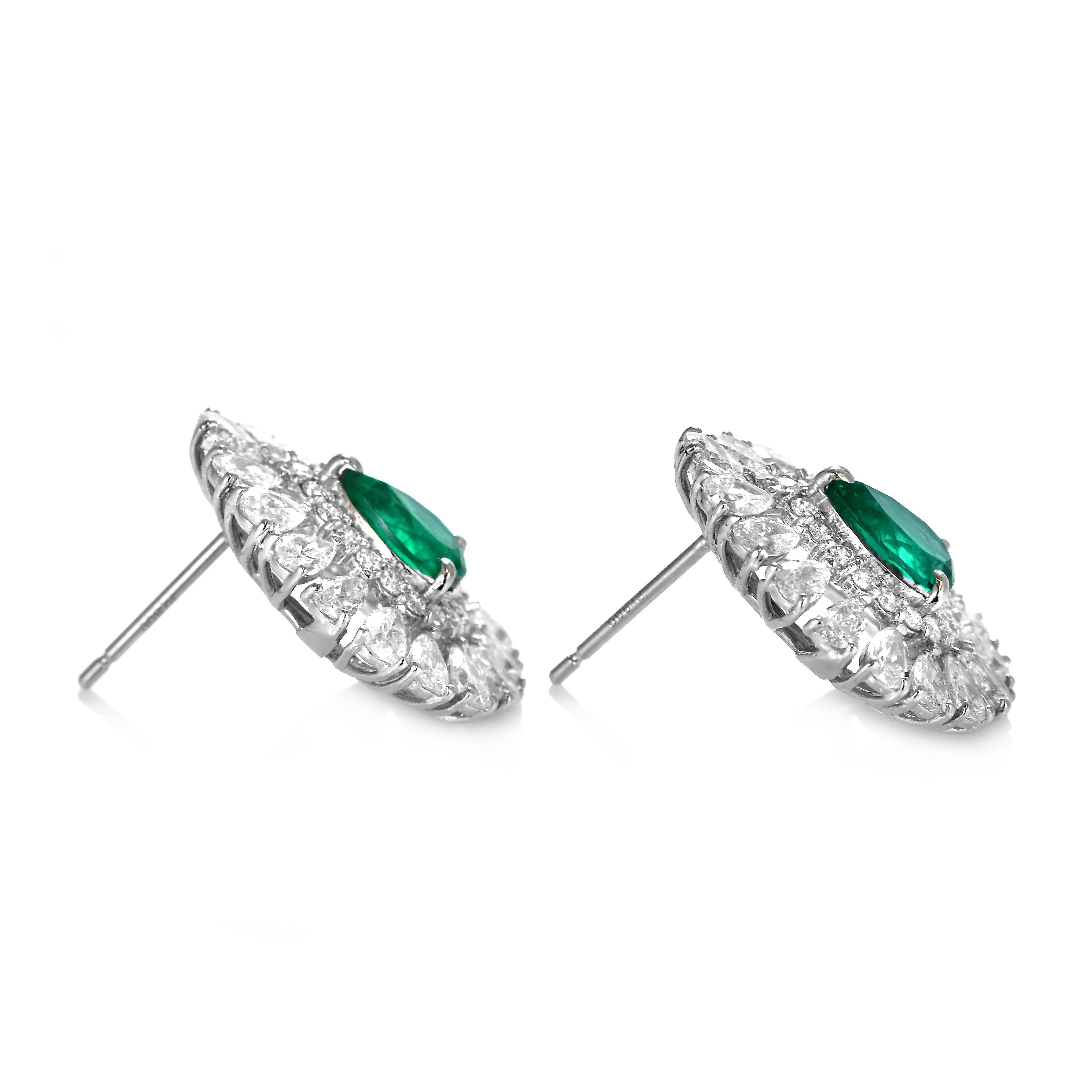 Women's 1.44 Carat Natural Colombian Emerald & Diamond Earrings Made in Platinum For Sale