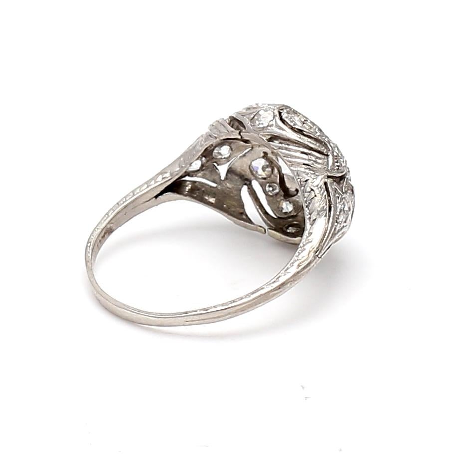 1.44 Carat Round Brilliant J VS1 and Diamond Platinum Wedding Ring In Good Condition For Sale In New York, NY