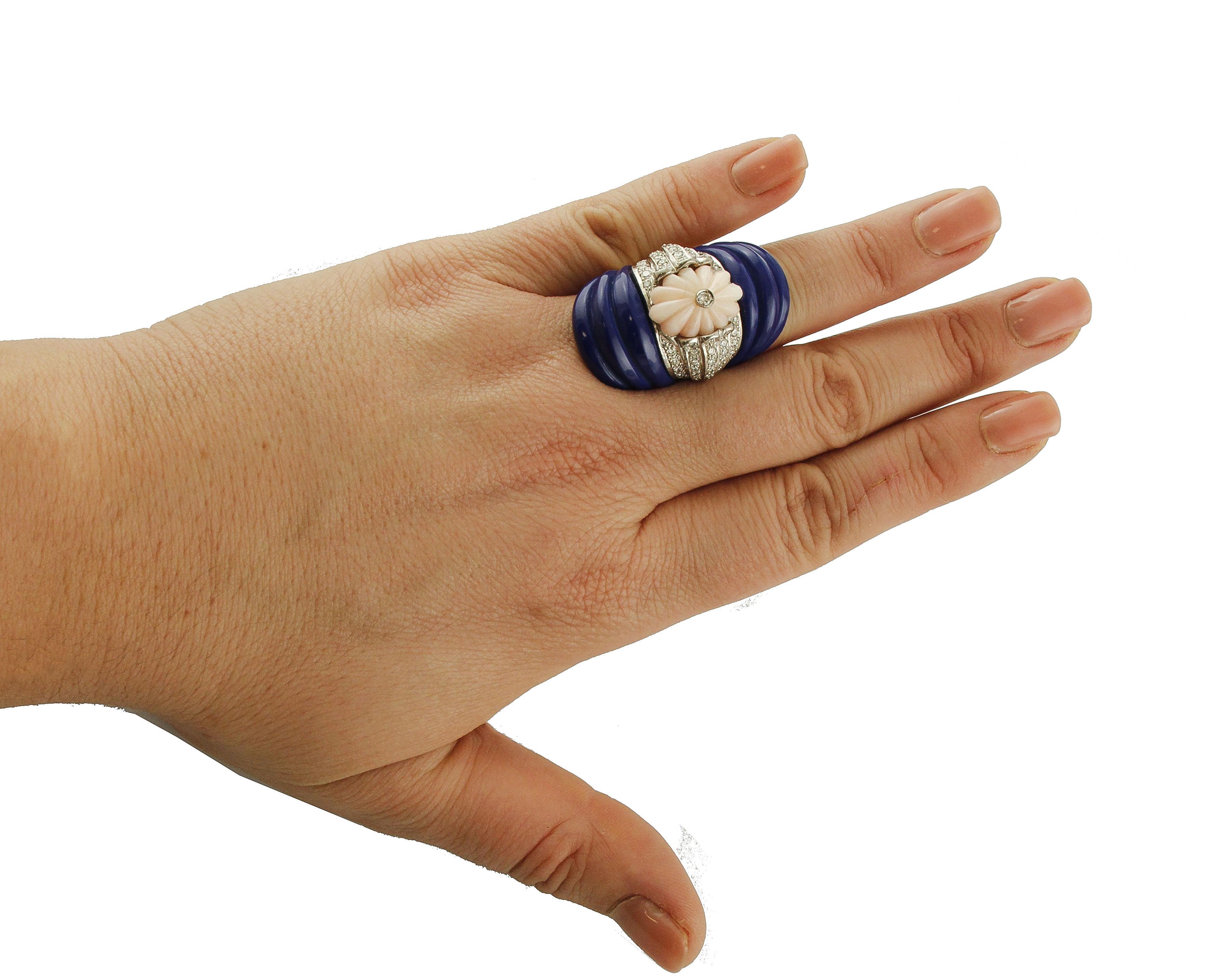 1.44 Carat Diamonds, 1.30 G Pink Coral, 5.40 G Lapis Rose and Gold Fashion Ring For Sale 1