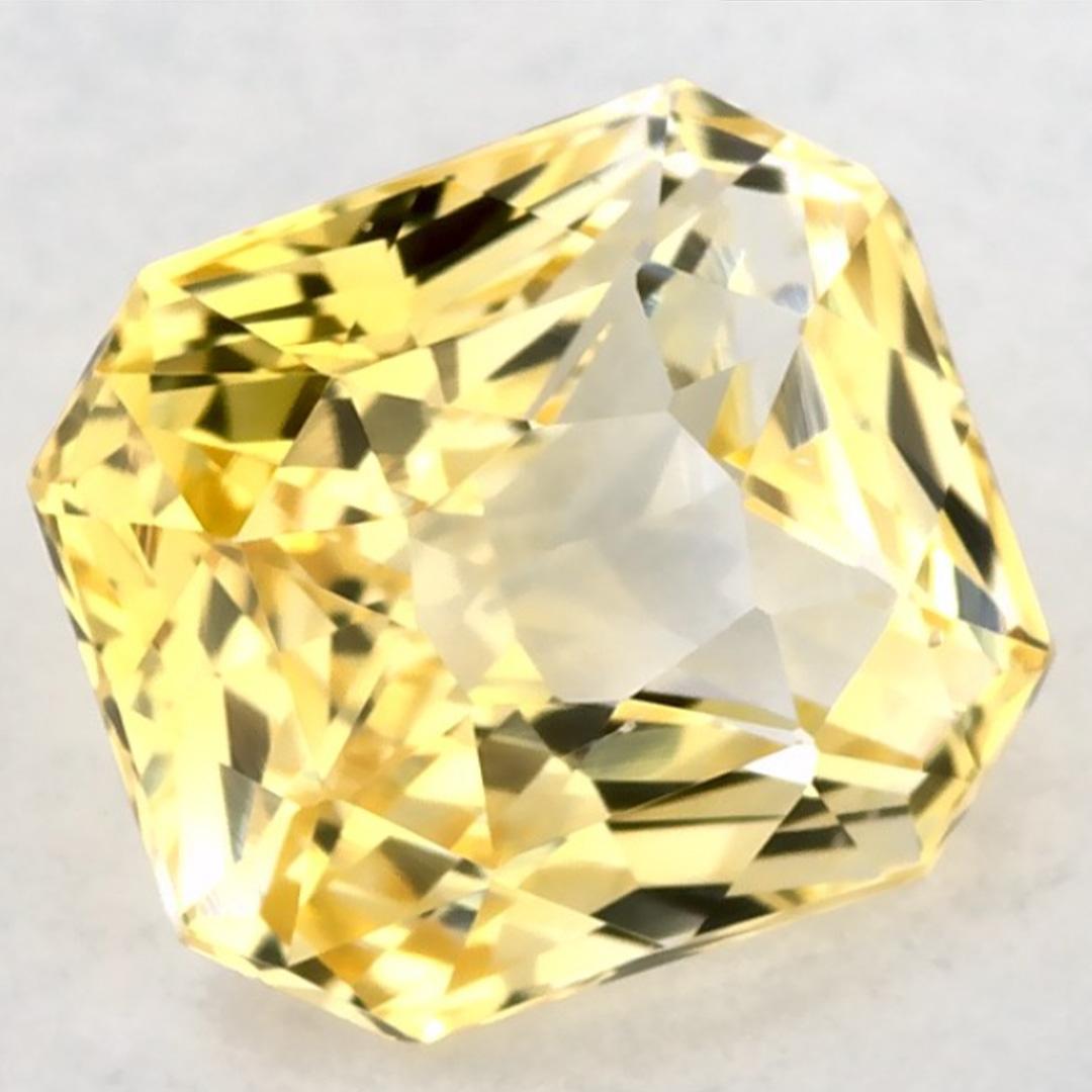 Taglio radiant 1.44 carati di zaffiro giallo radiante in vendita