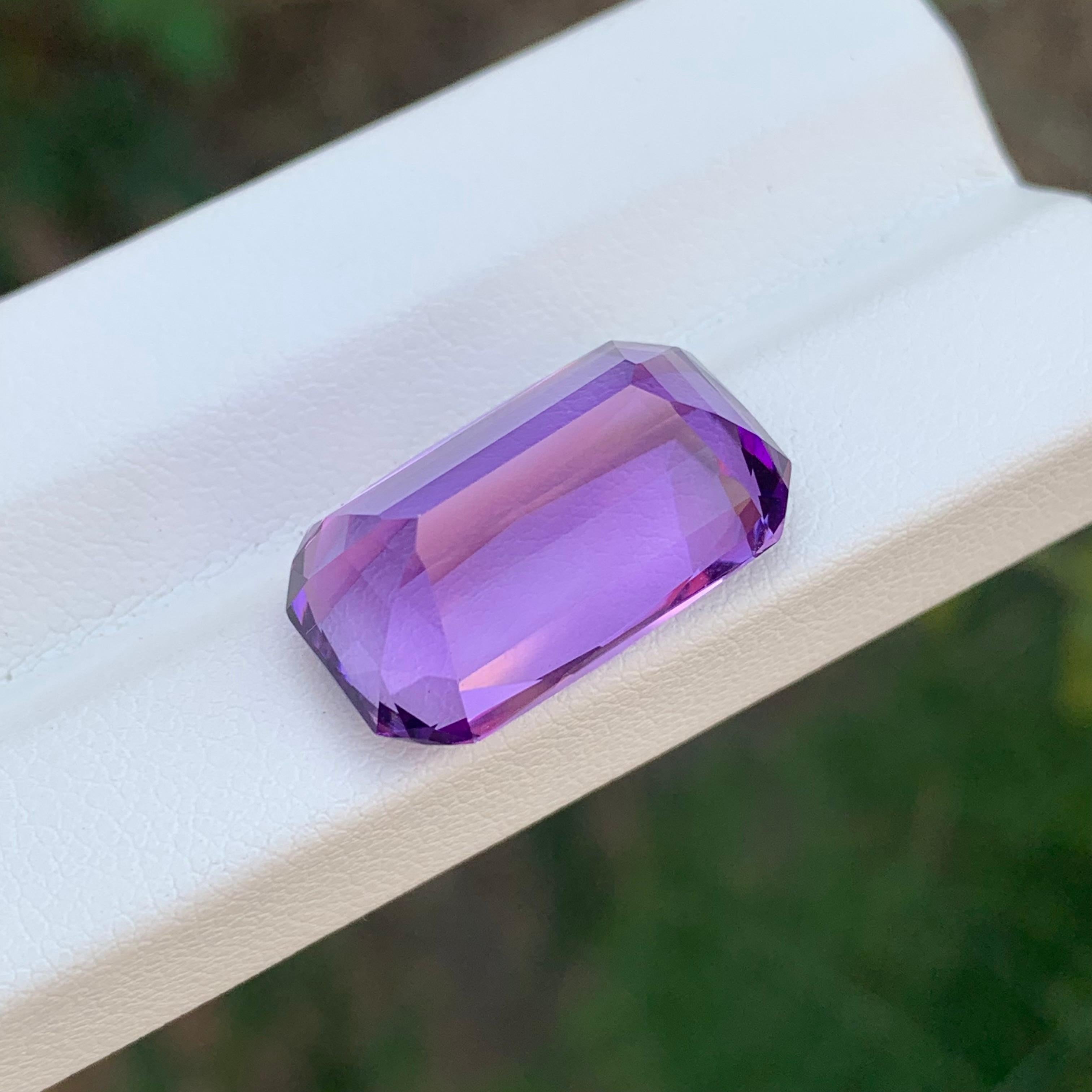 14.40 Karat natürlicher loser Amethyst Smaragd Form Edelstein im Angebot 4