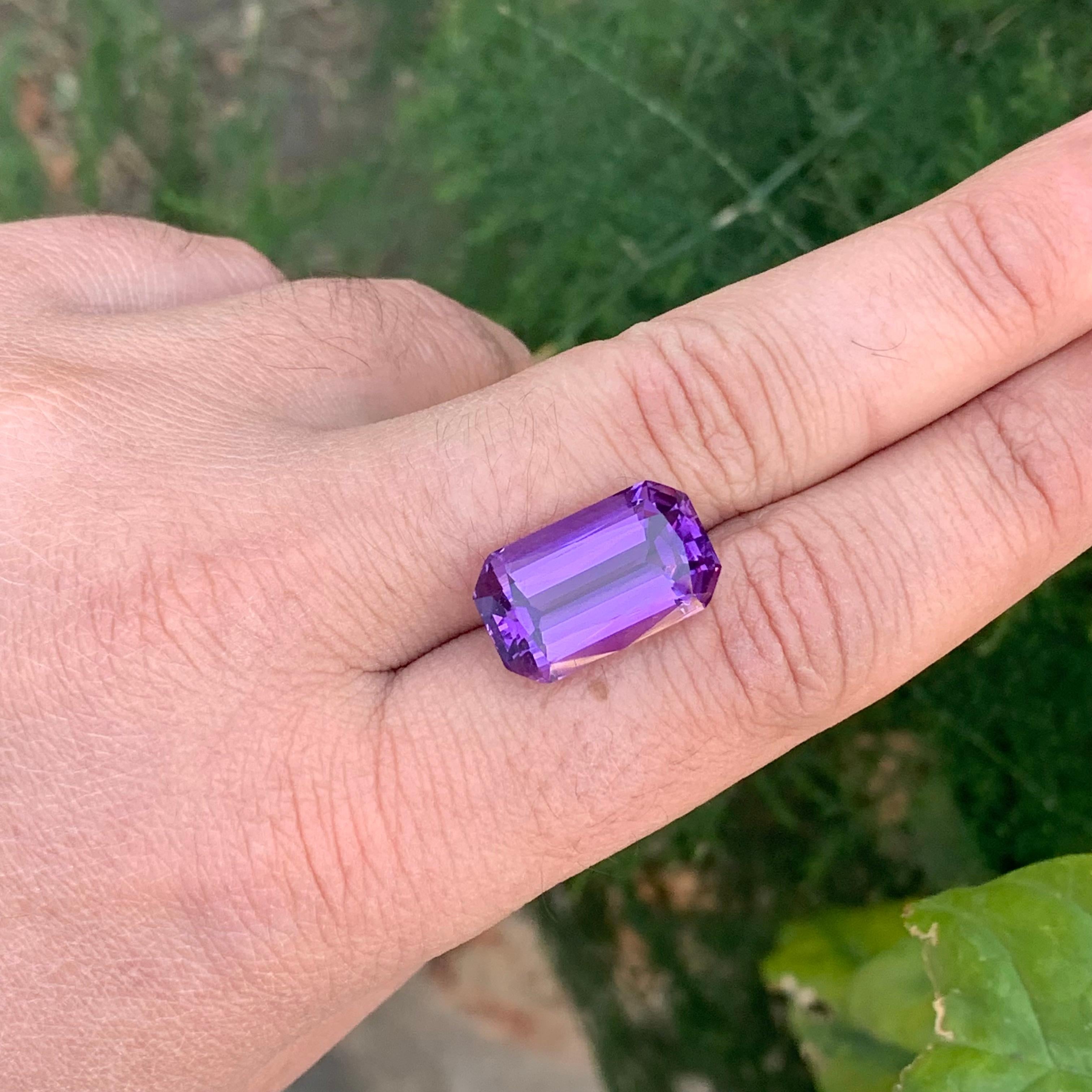 14.40 Karat natürlicher loser Amethyst Smaragd Form Edelstein im Angebot 2