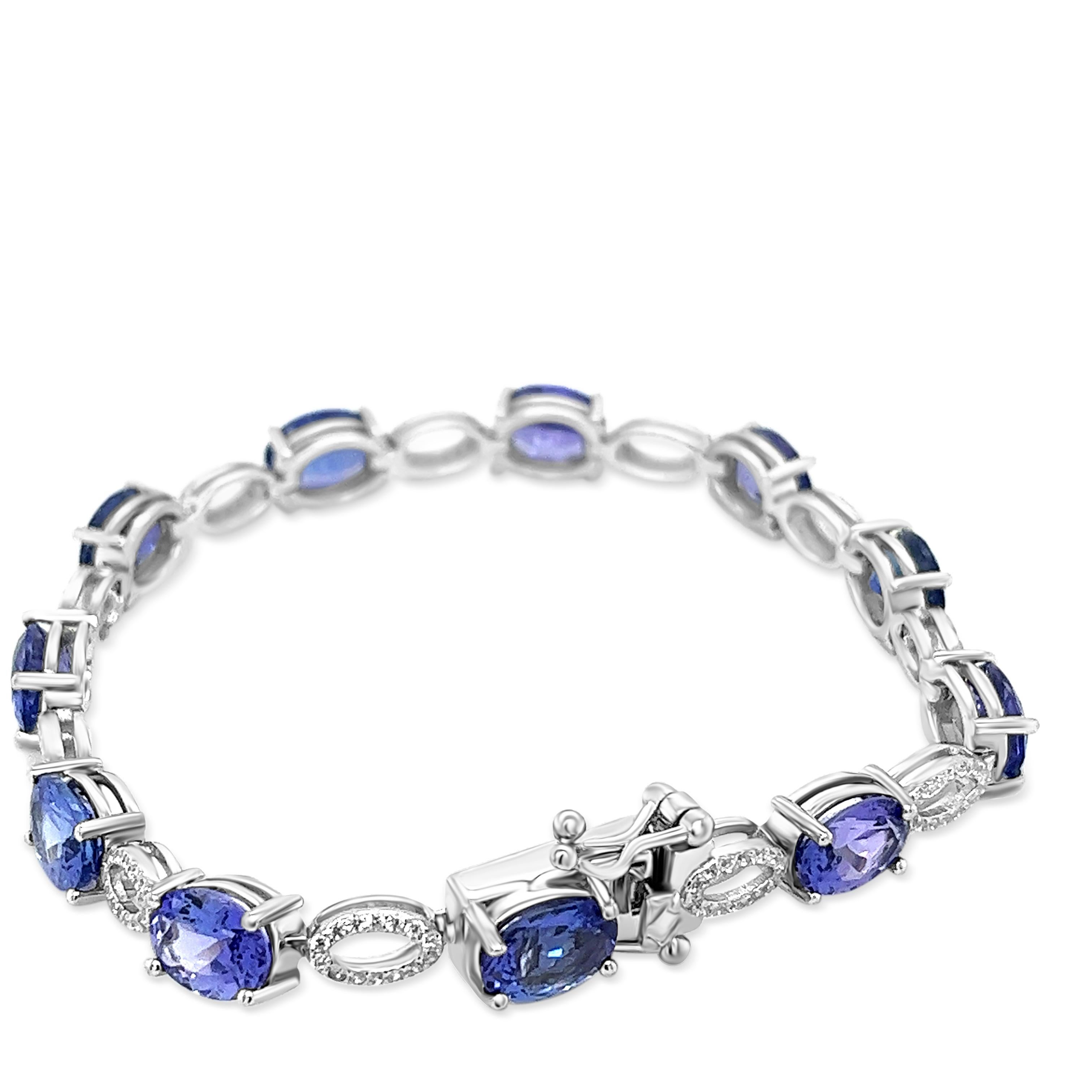 Art Deco 14.42 Carats Tanzanite Tennis Bracelet Oval Cut Sterling Silver Women Jewelry  For Sale