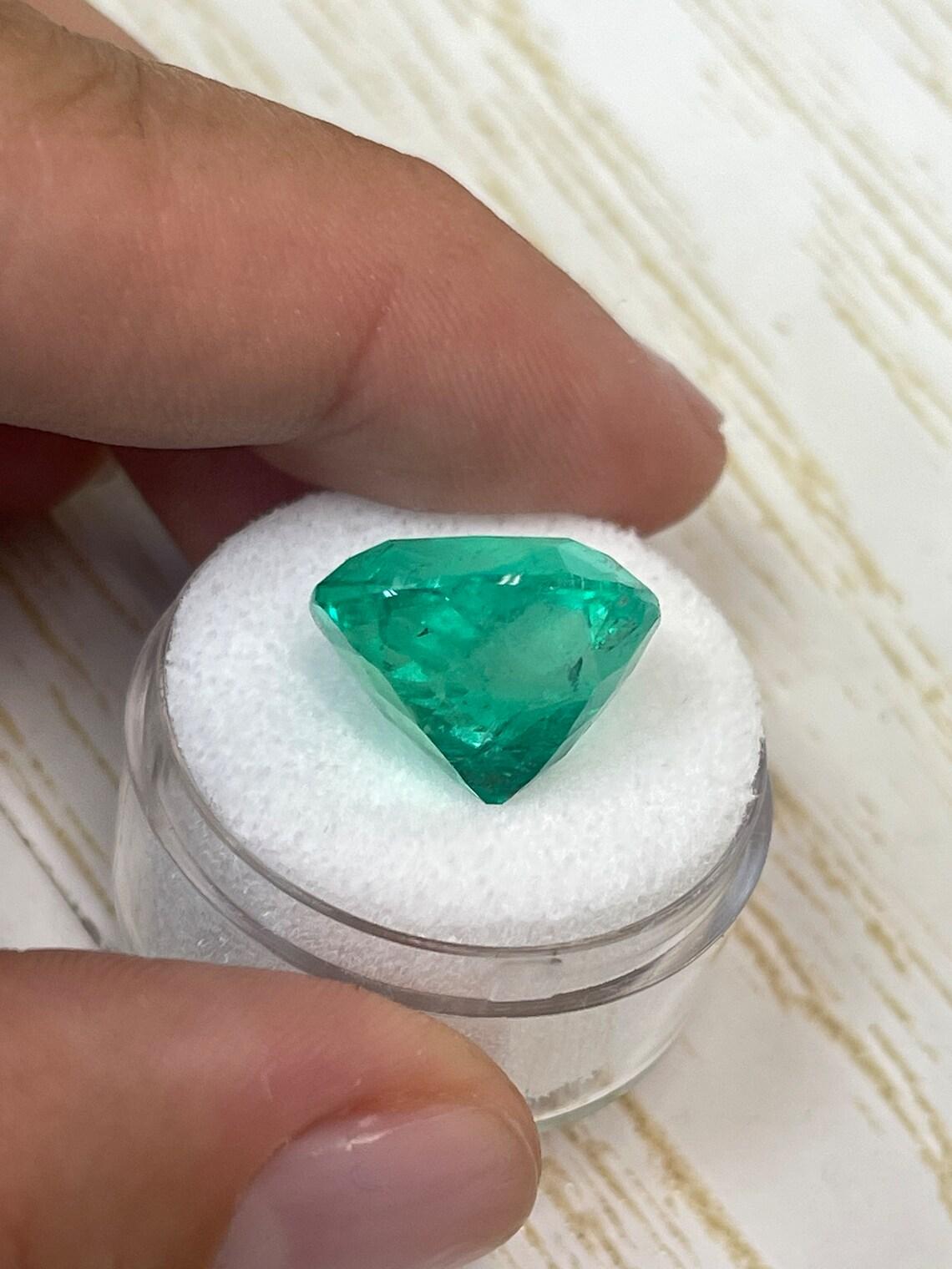 14.44 Carat Bluish Green Colombian Emerald - Cushion Cut Minor Oil May Birthston For Sale 1