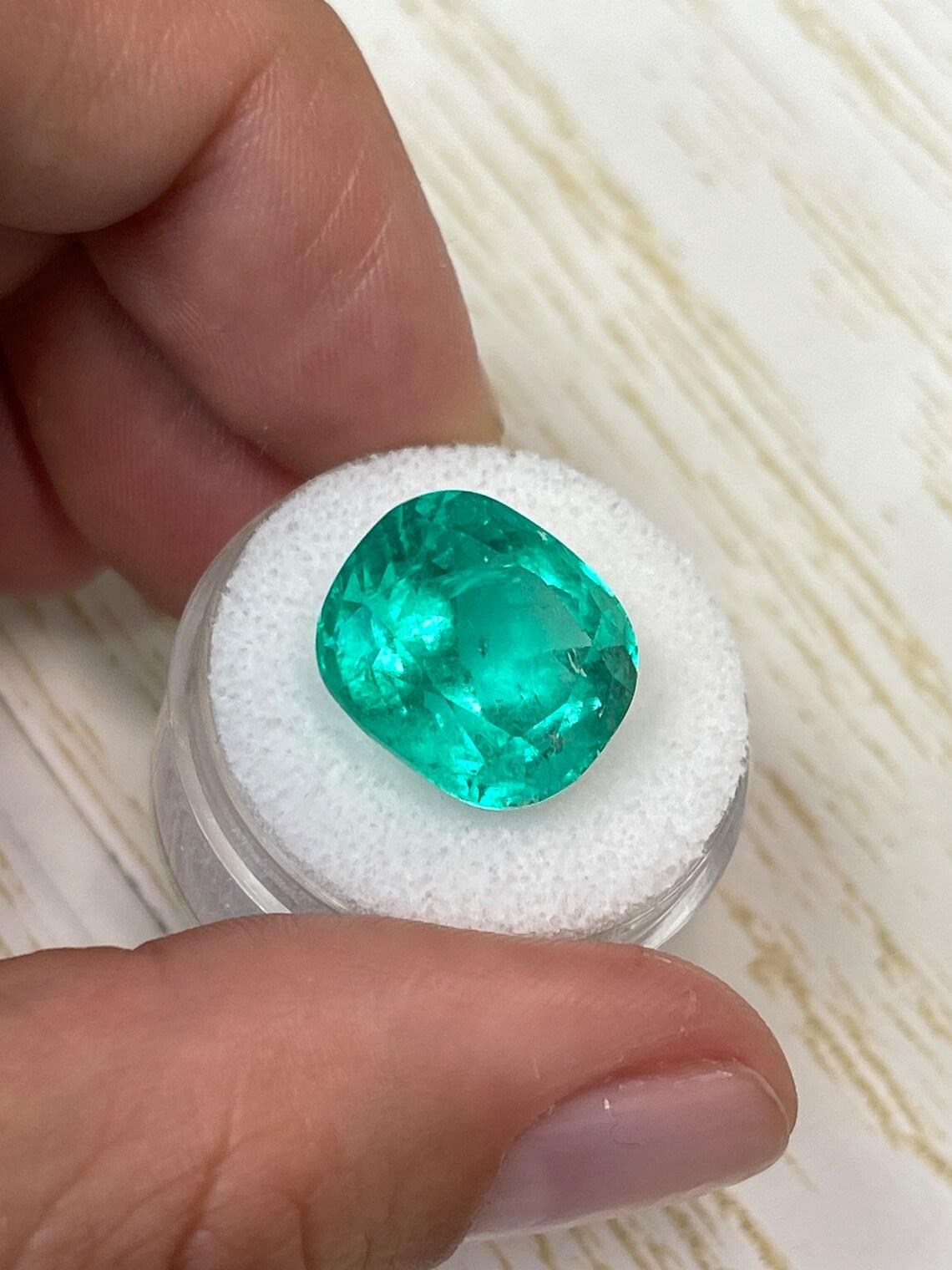 Women's 14.44 Carat Bluish Green Colombian Emerald - Cushion Cut Minor Oil May Birthston For Sale
