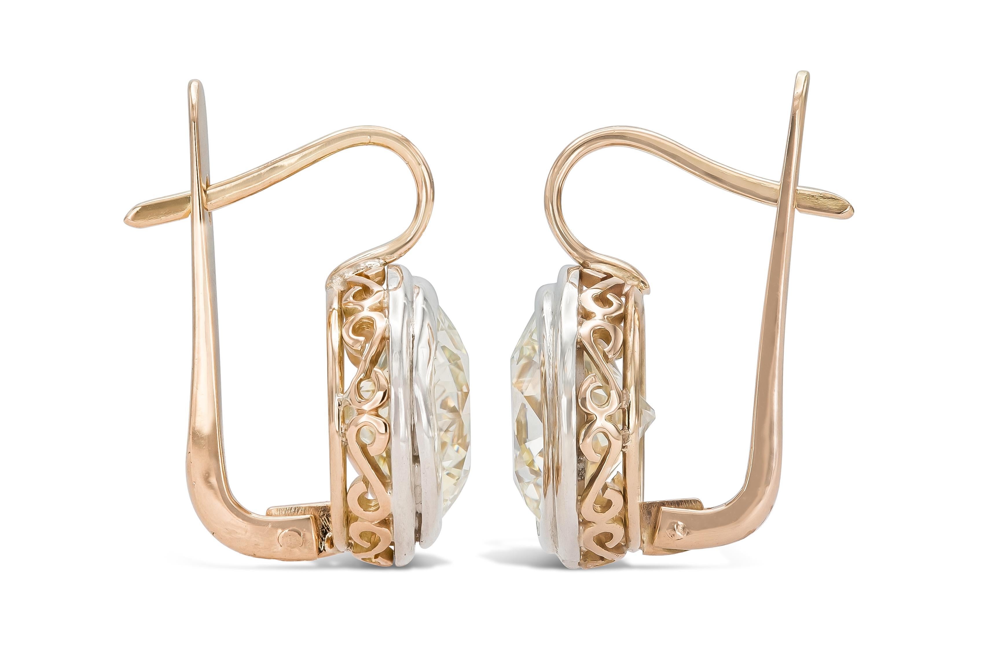 Taille vieille Europe Boucles d'oreilles pendantes en diamant taille européenne 14,44 carats en vente