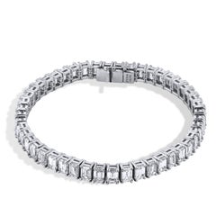 14.49 Carat Emerald Cut Diamond 18 karat White Gold Tennis Bracelet