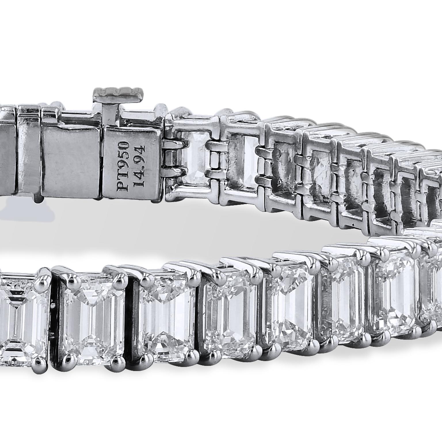 Bracelet tennis en or blanc 18 carats avec diamants taille émeraude de 14,49 carats Neuf - En vente à Miami, FL
