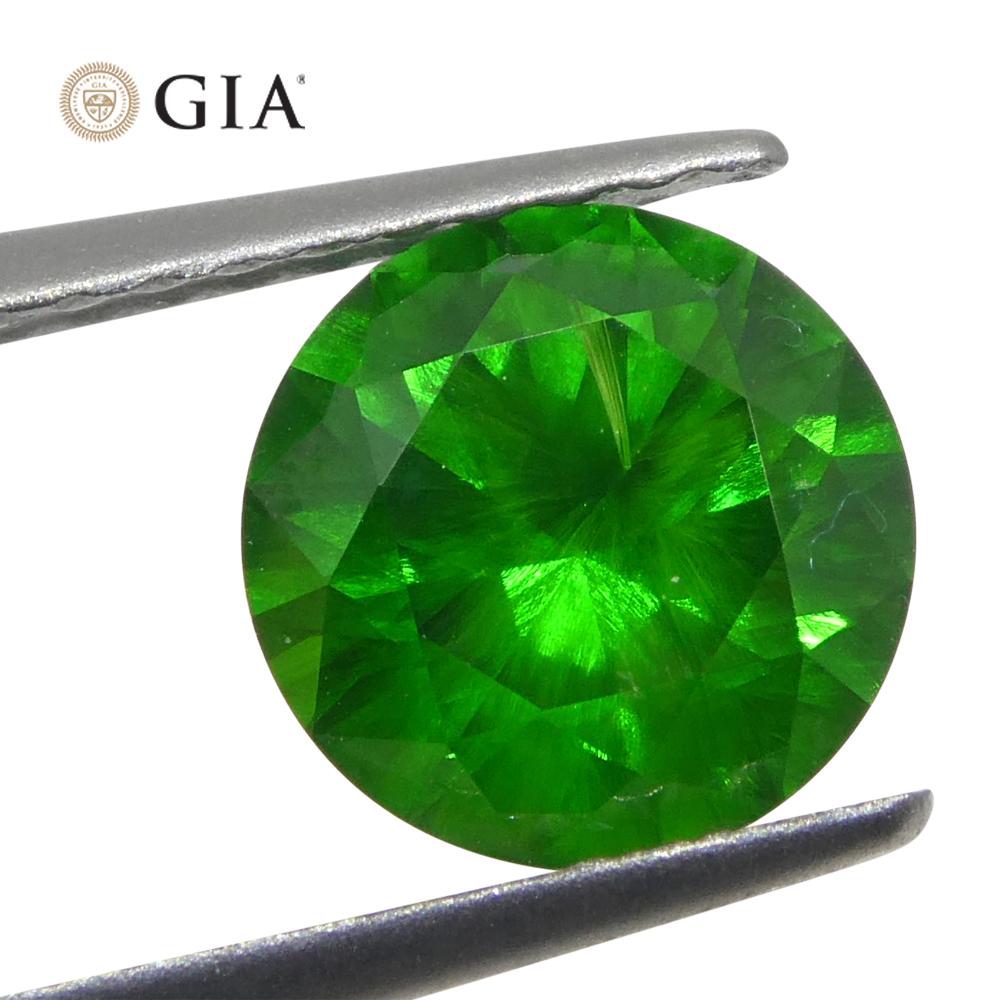 1.44ct Round Vivid Green Demantoid GIA Certified Russia Unheated  In New Condition For Sale In Toronto, Ontario