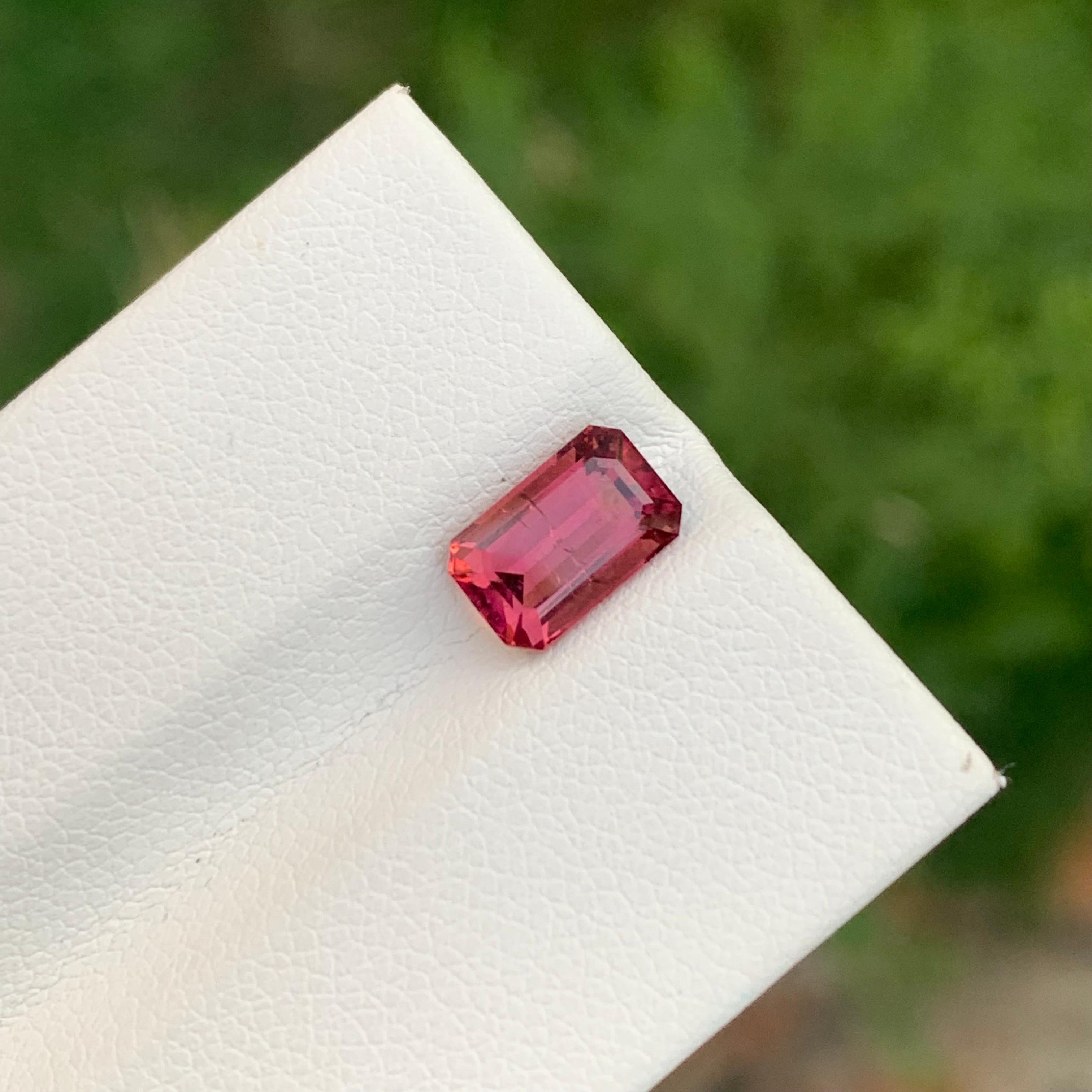 1.45 Carat Adorable Rubellite Tourmaline Emerald Shape Gem For Women’s Ring For Sale 4