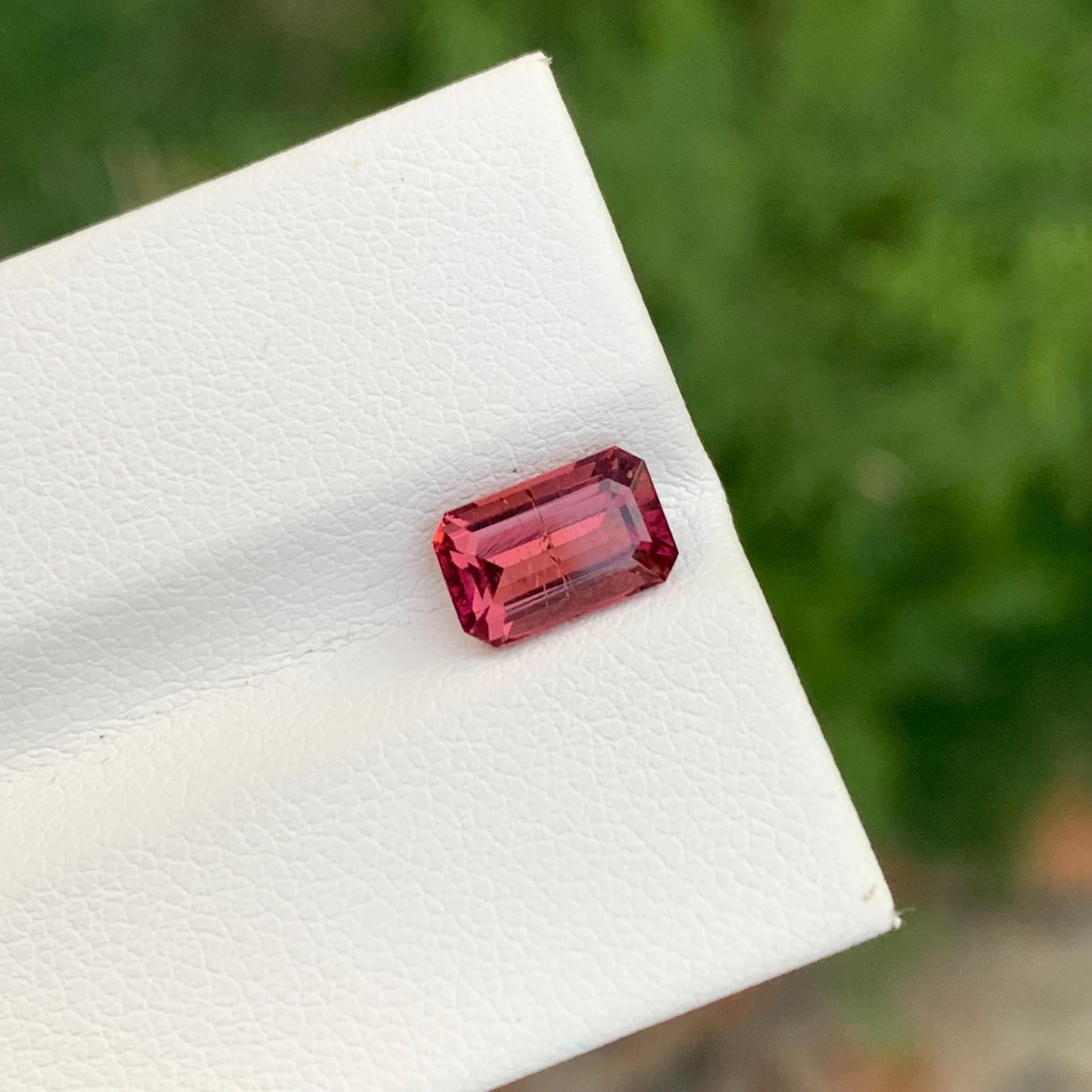 1.45 Carat Adorable Rubellite Tourmaline Emerald Shape Gem For Women’s Ring For Sale 5