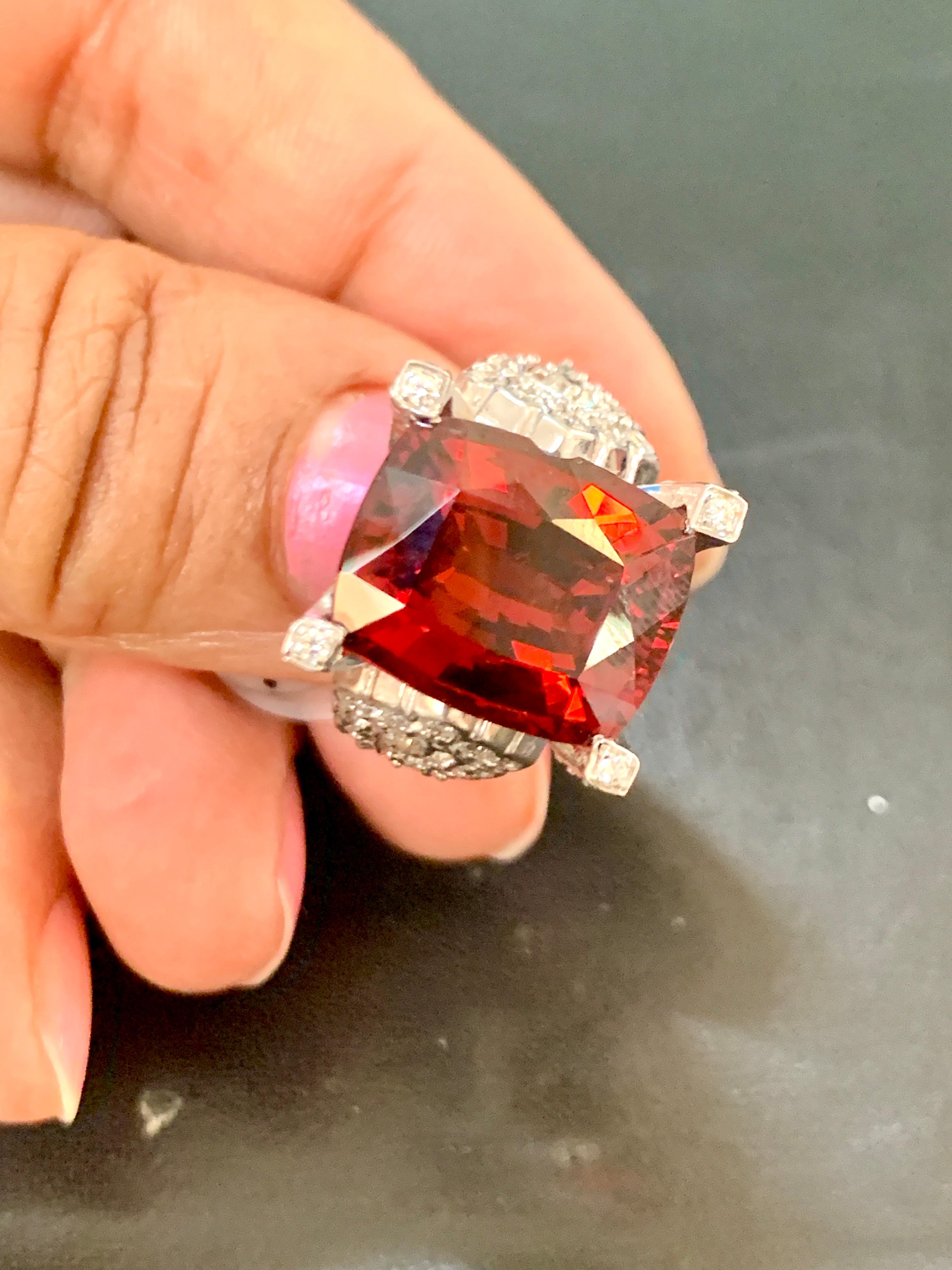 2 carat garnet ring