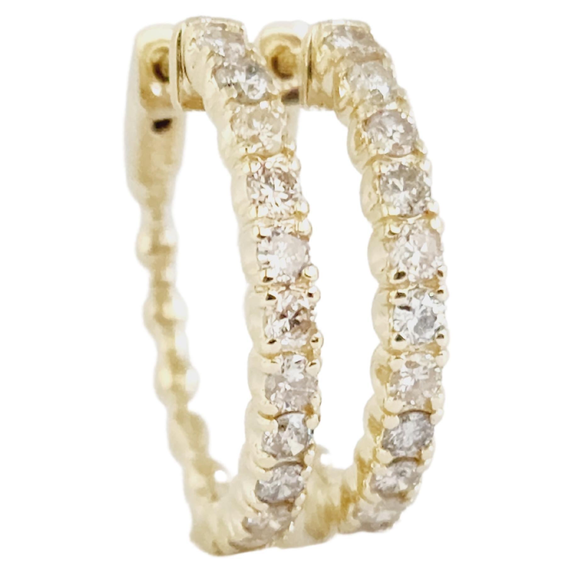 Boucles d'oreilles en or jaune 14 carats avec diamant de 1,45 carat en vente