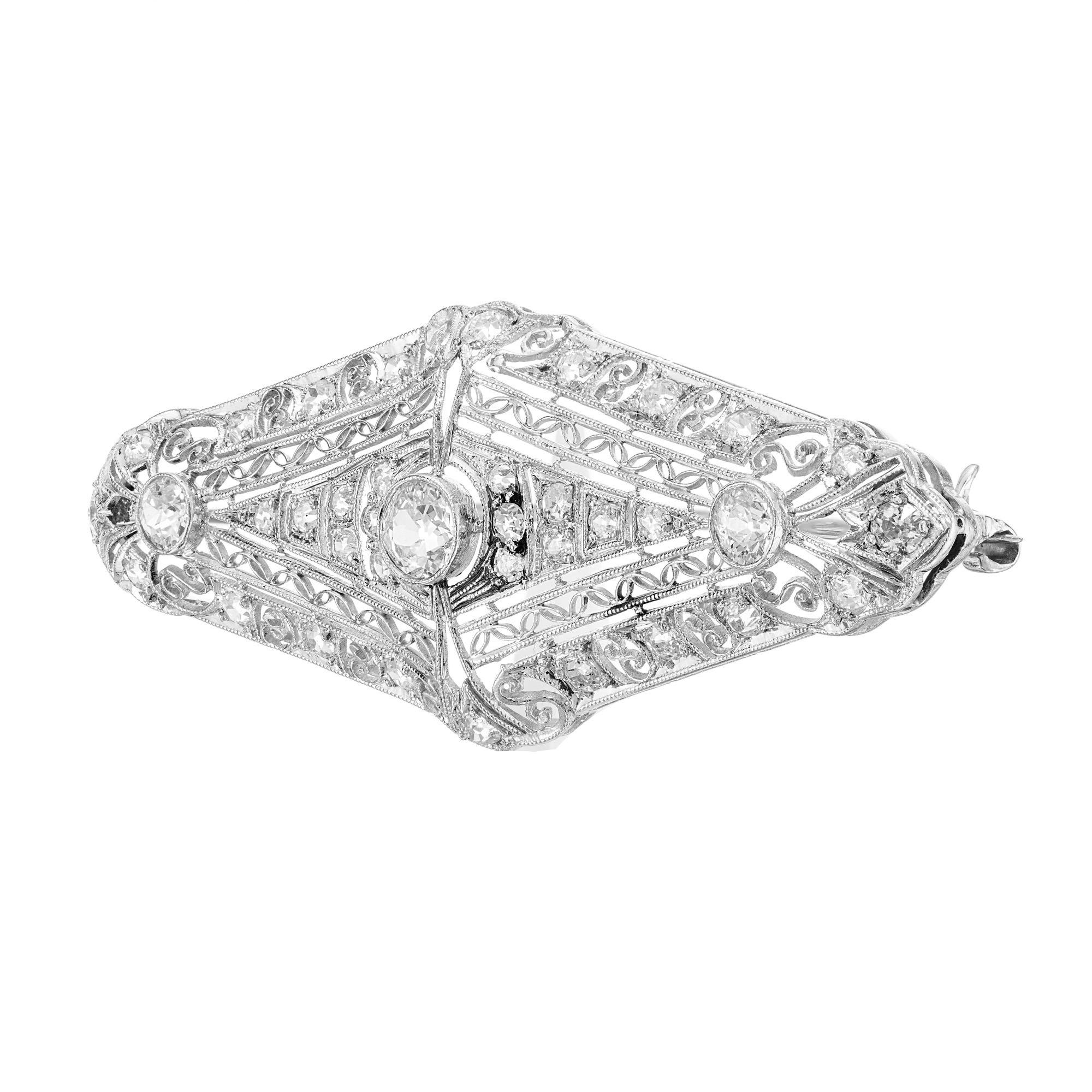 Édouardien Broche édouardienne en platine avec diamants de 1,45 carat en vente
