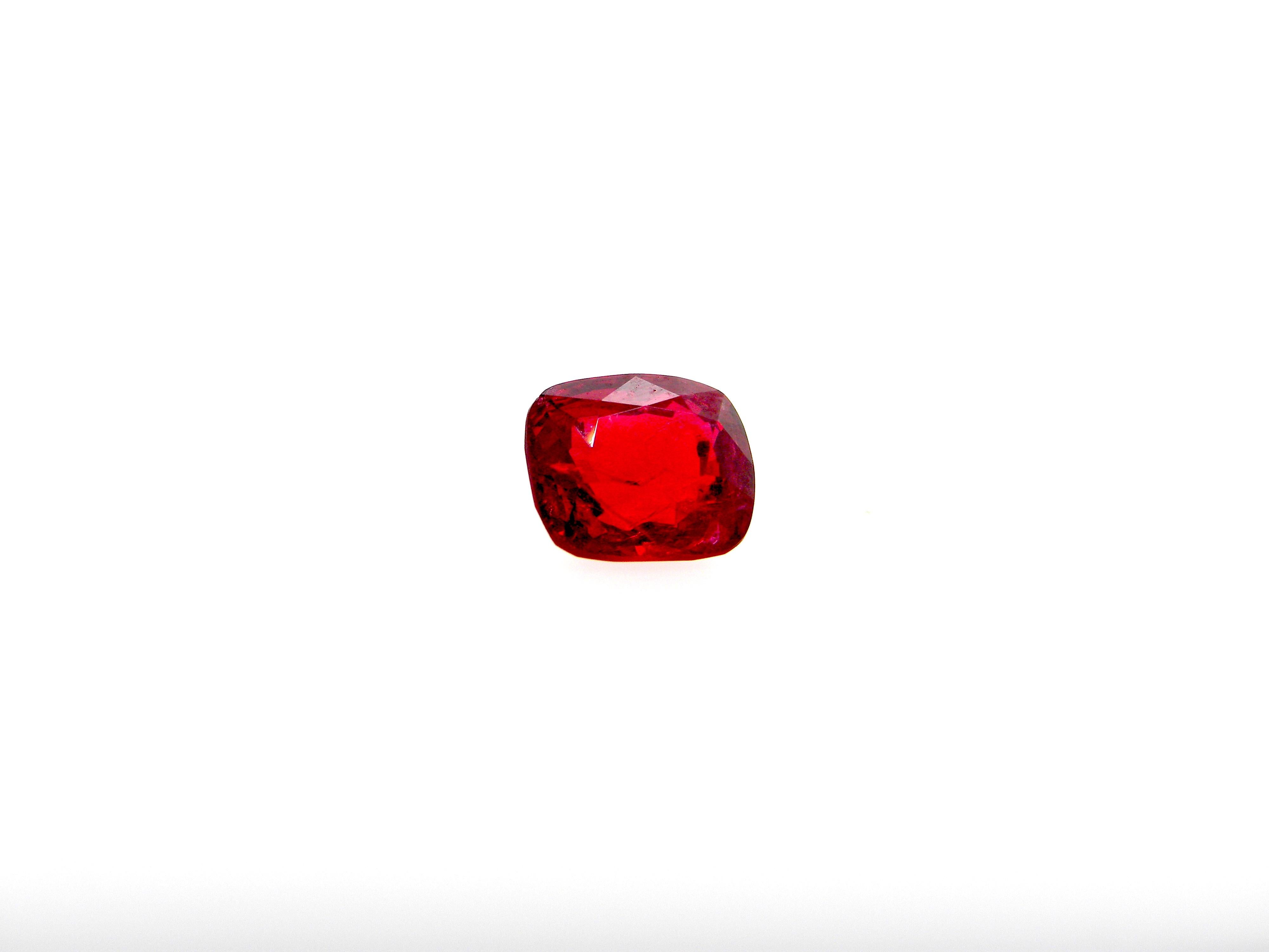 1.46 Carat GRS Certified Unheated Burmese Vivid Red Spinel In New Condition In Hong Kong, HK