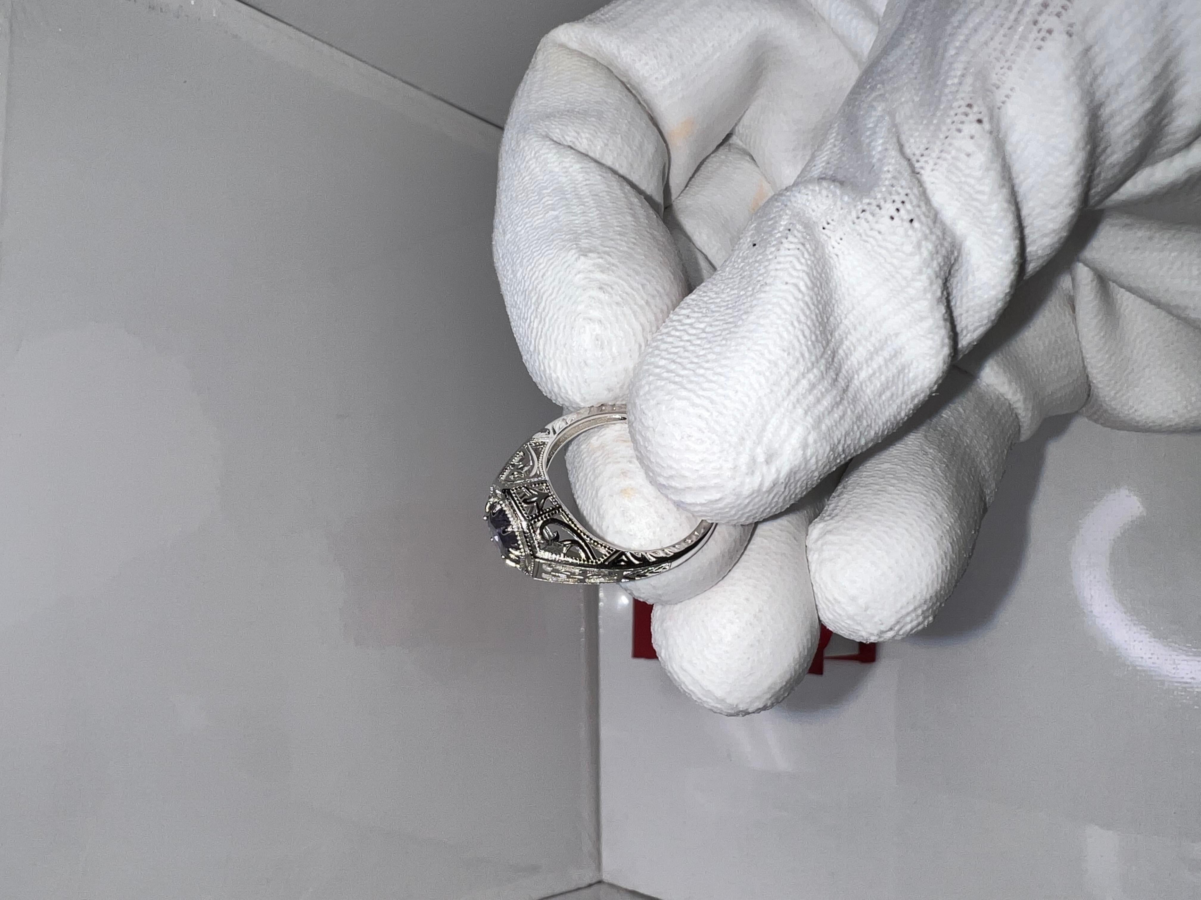 1,45 Karat Mehrfarbiger, lila, violetter Kaschmir-Saphir, unerhitzt und unbehandelt im Angebot 8