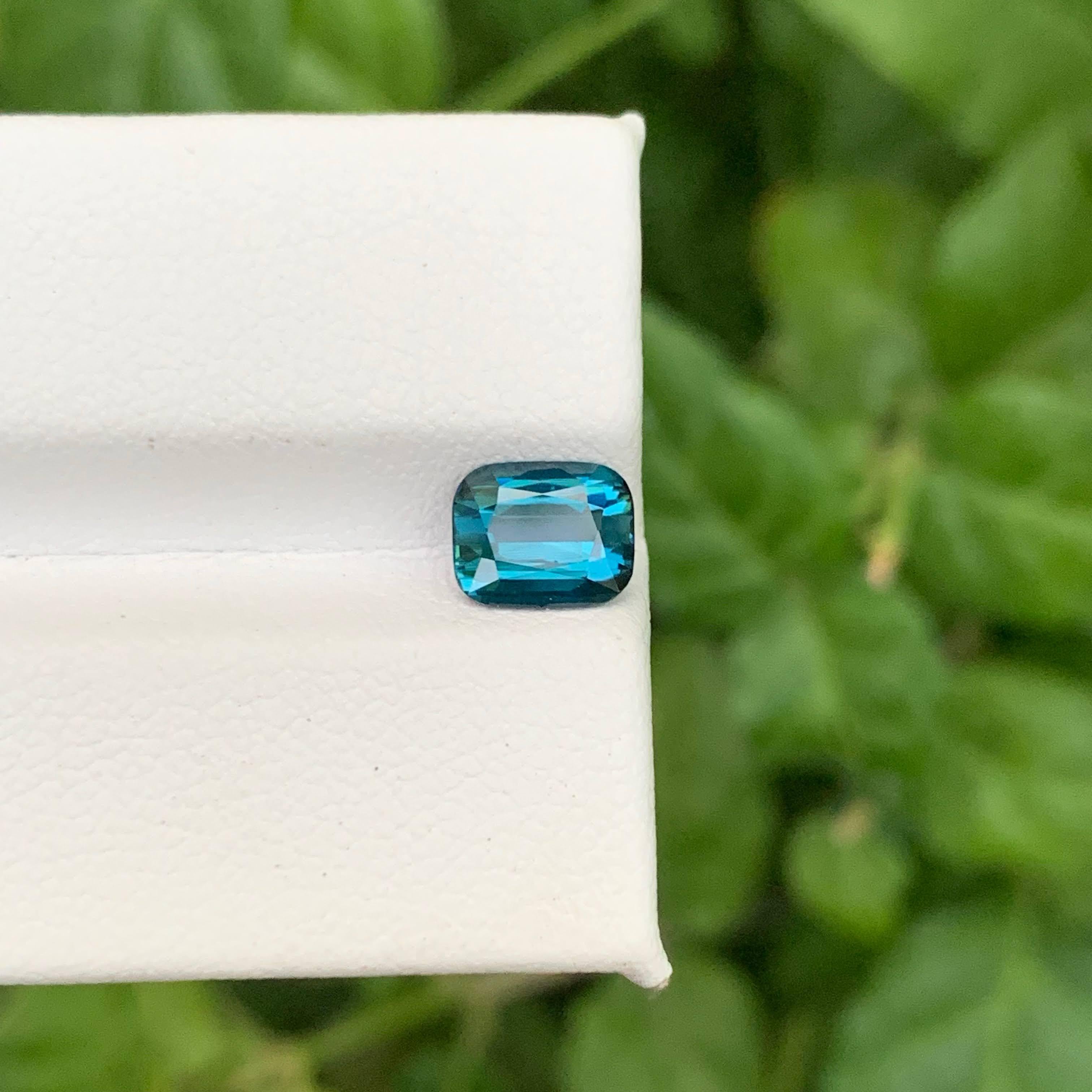 1.45 Karat Natürlicher Loser Blauer Turmalin Stein Cushion Cut Afghanischer Edelstein (Moderne) im Angebot