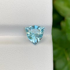 1.45 Carat Natural Loose Deep Sea Blue Aquamarine Trillion Cut Pakistan Gemstone