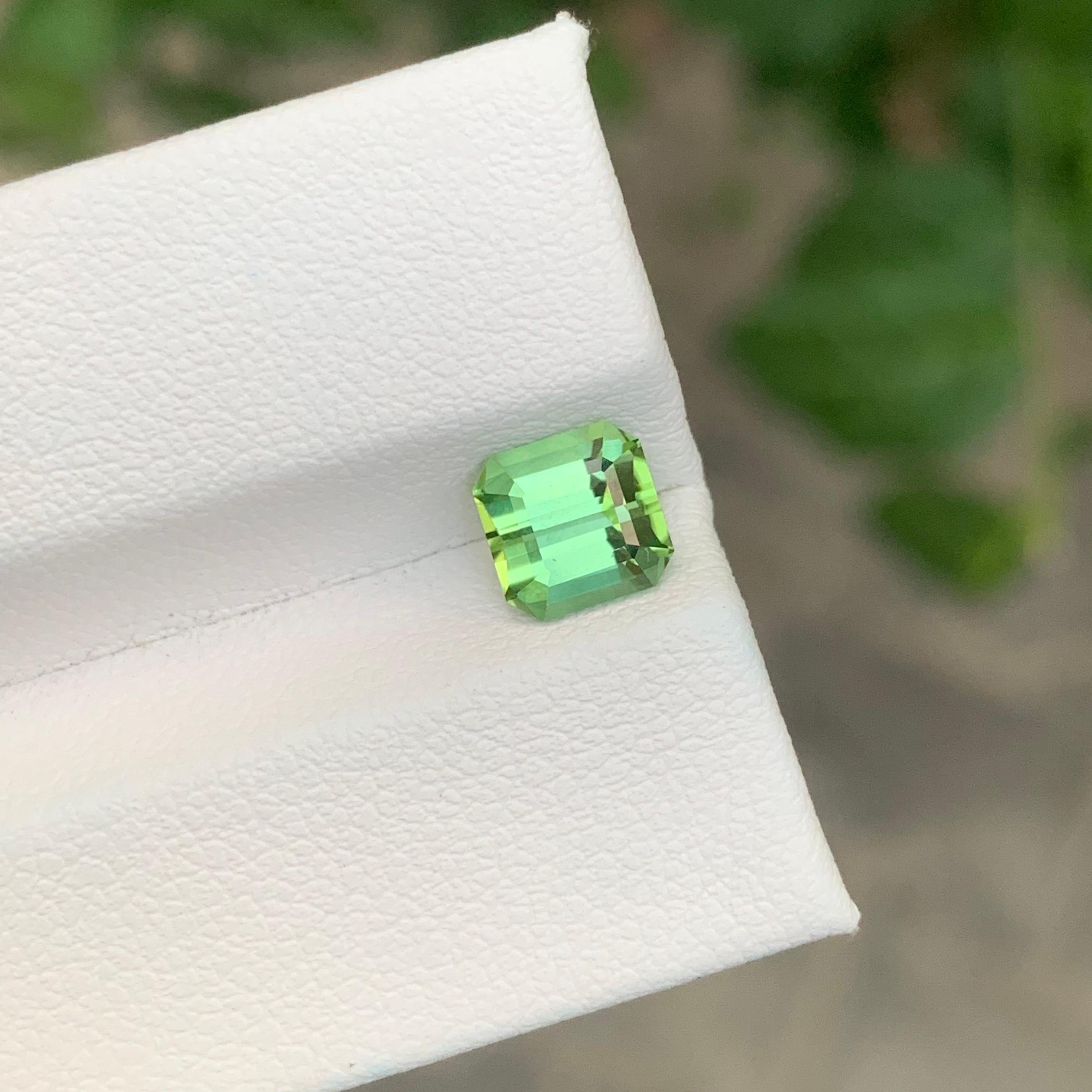 1.45 Carat Natural Loose Green Tourmaline Square Shape Gemstone For Sale 7