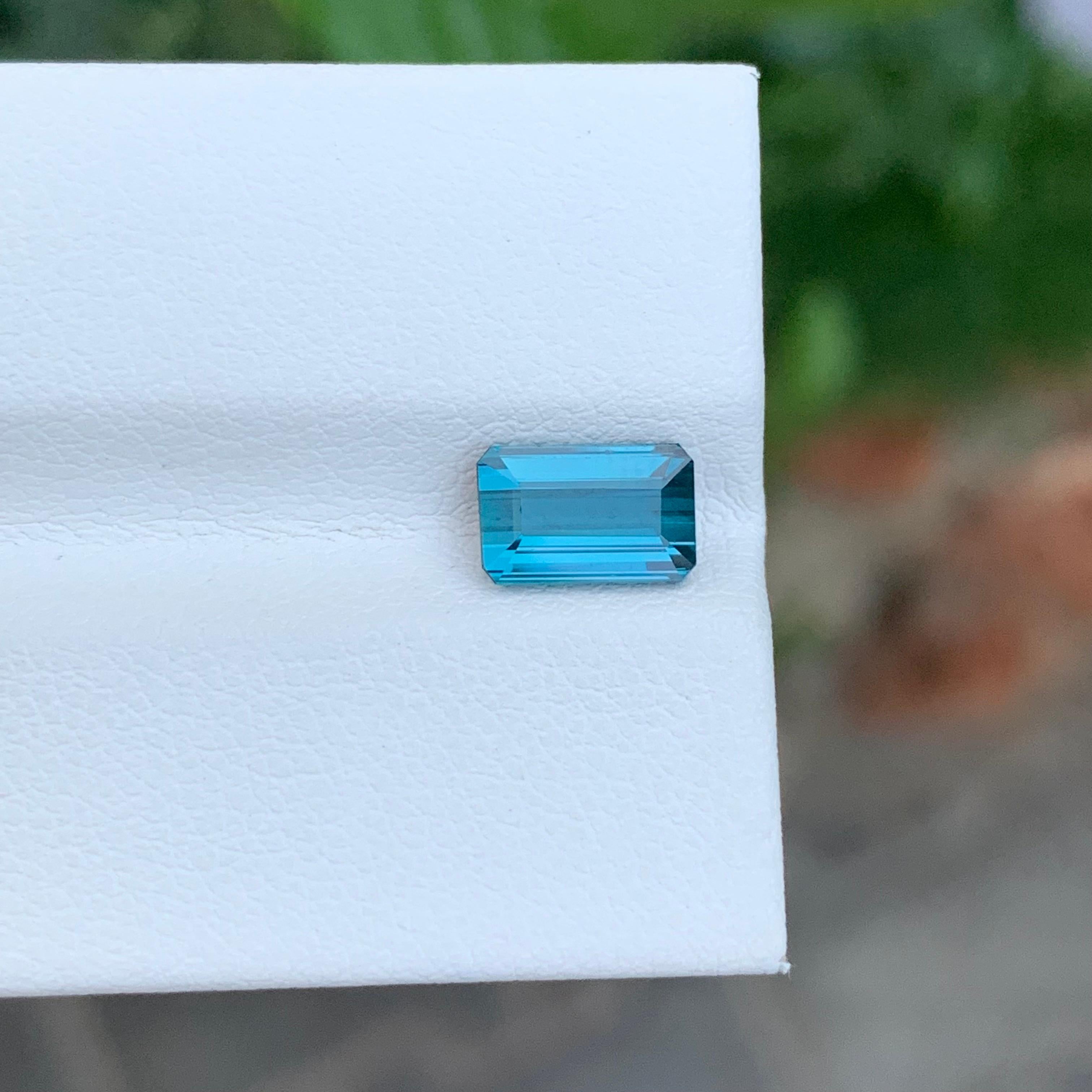 1,45 Karat natürlicher loser Indicolith Turmalin Smaragd Form Edelstein für Ring (Arts and Crafts) im Angebot