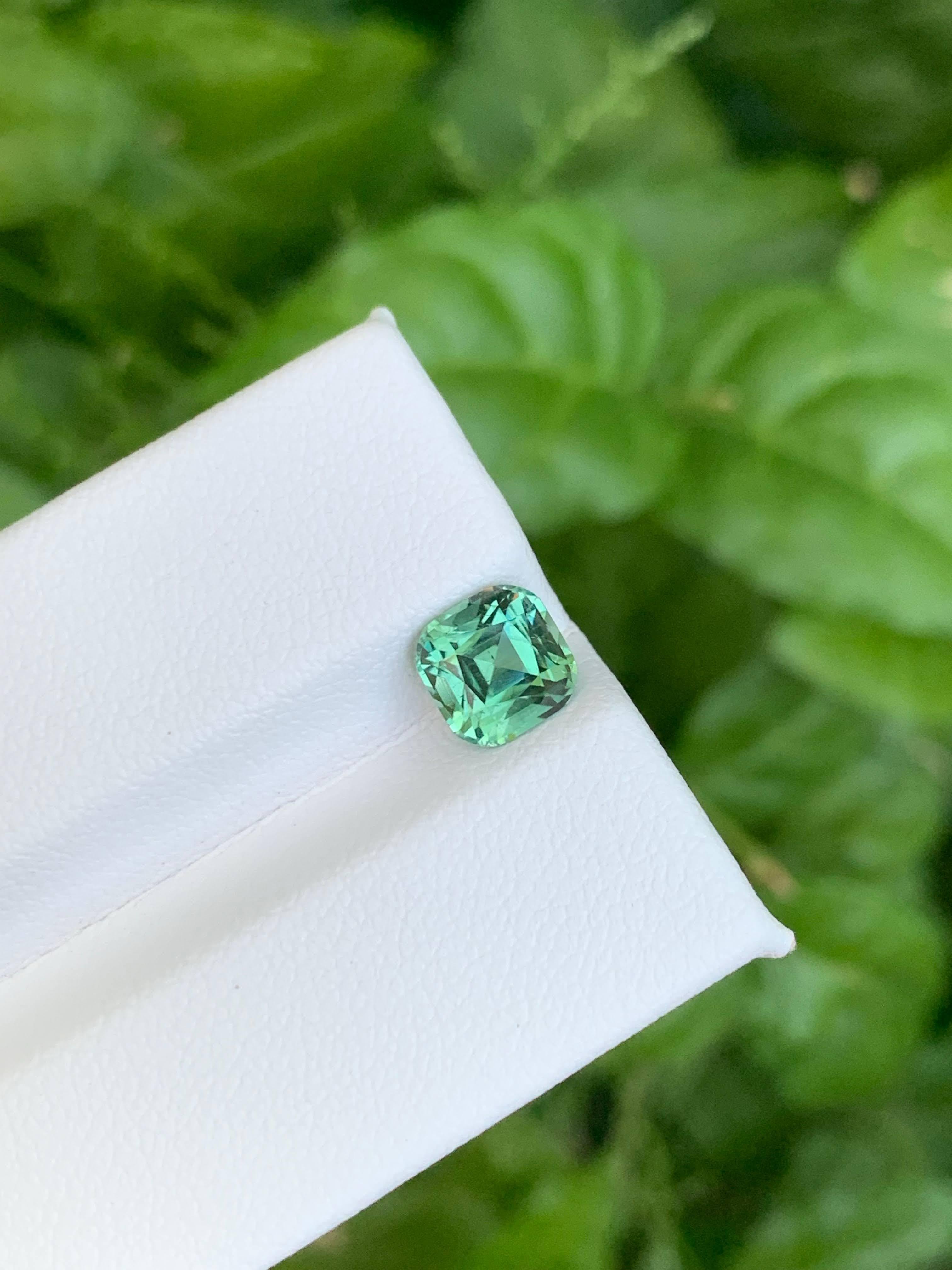 1,45 Carati di tormalina verde menta naturale sfusa con taglio a cuscino Gemma afgana in vendita 5